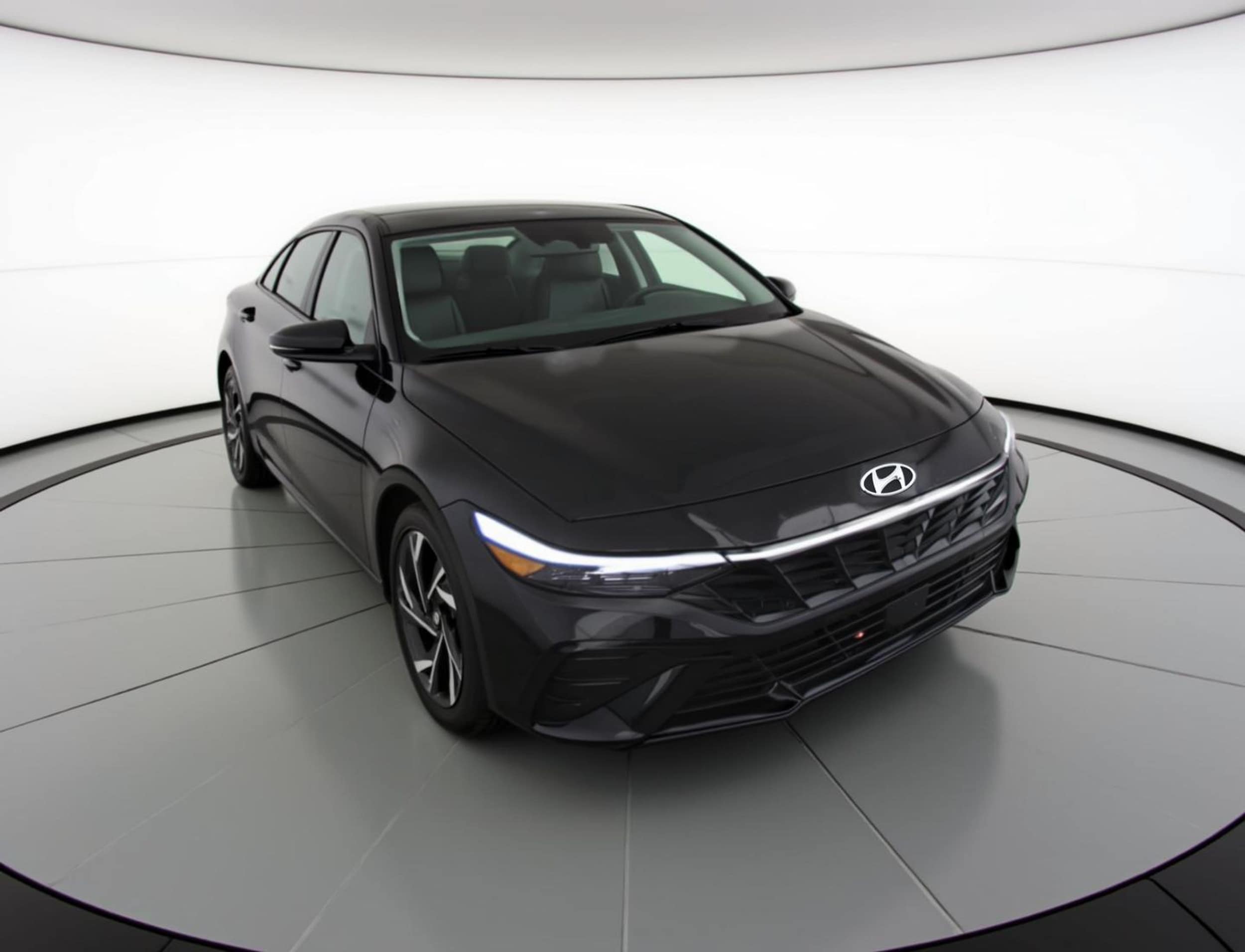 Thumbnail: 2025 Hyundai Elantra - 1