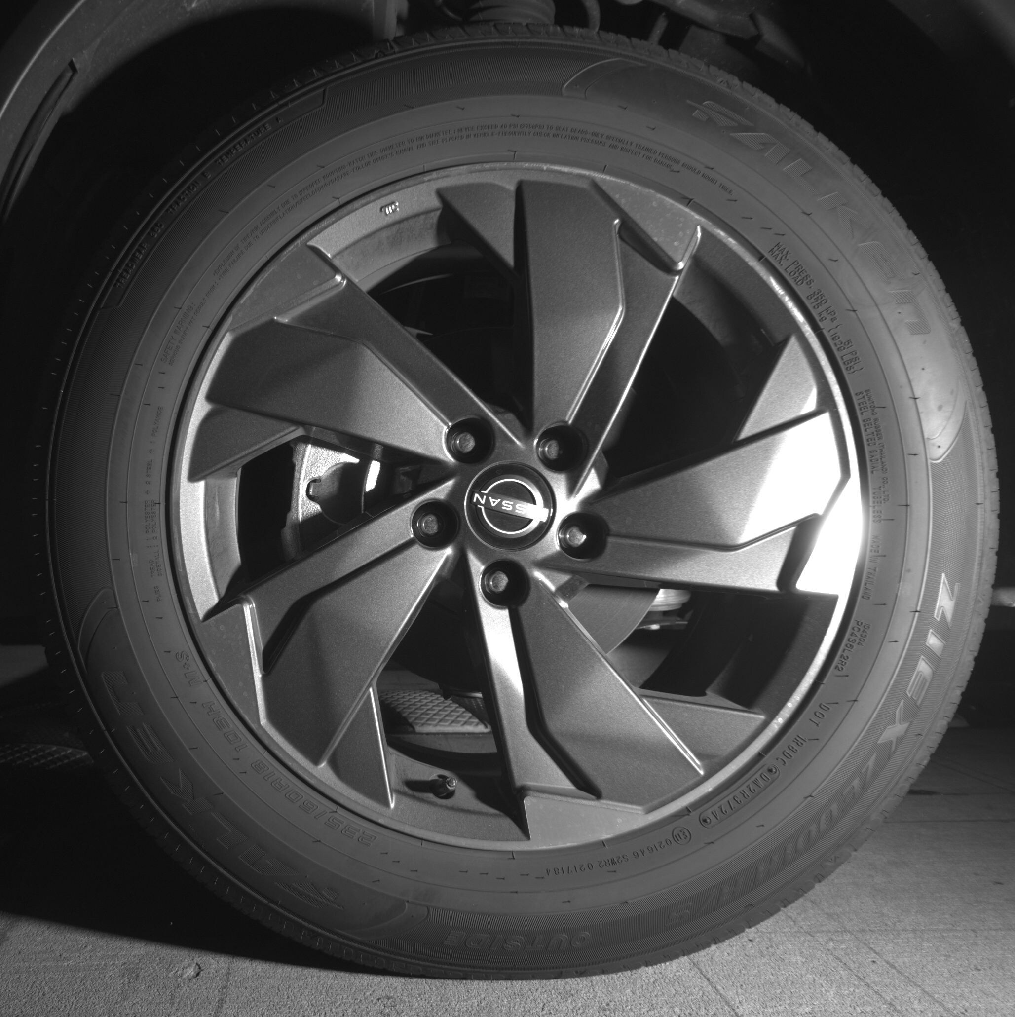 Thumbnail: 2025 Nissan Rogue - 9