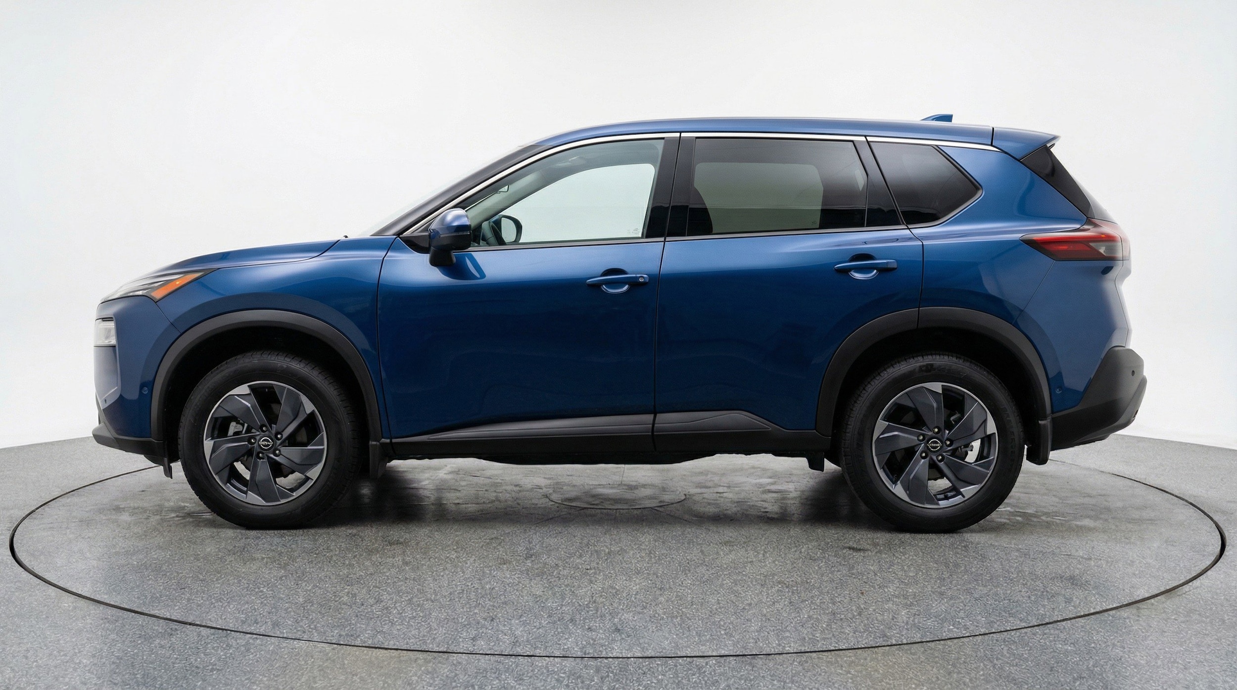 Thumbnail: 2025 Nissan Rogue - 5