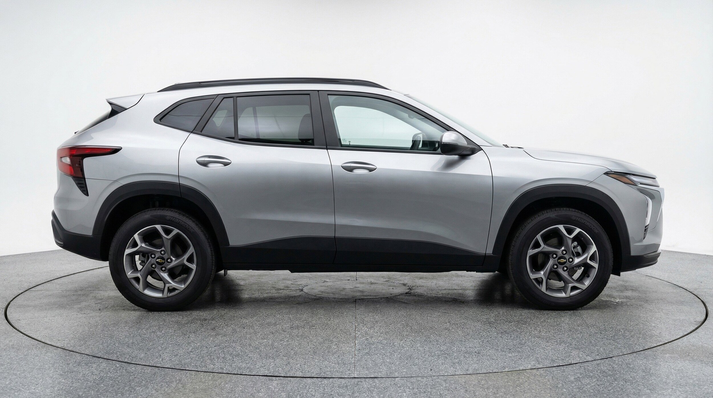 Thumbnail: 2025 Chevrolet Trax - 11