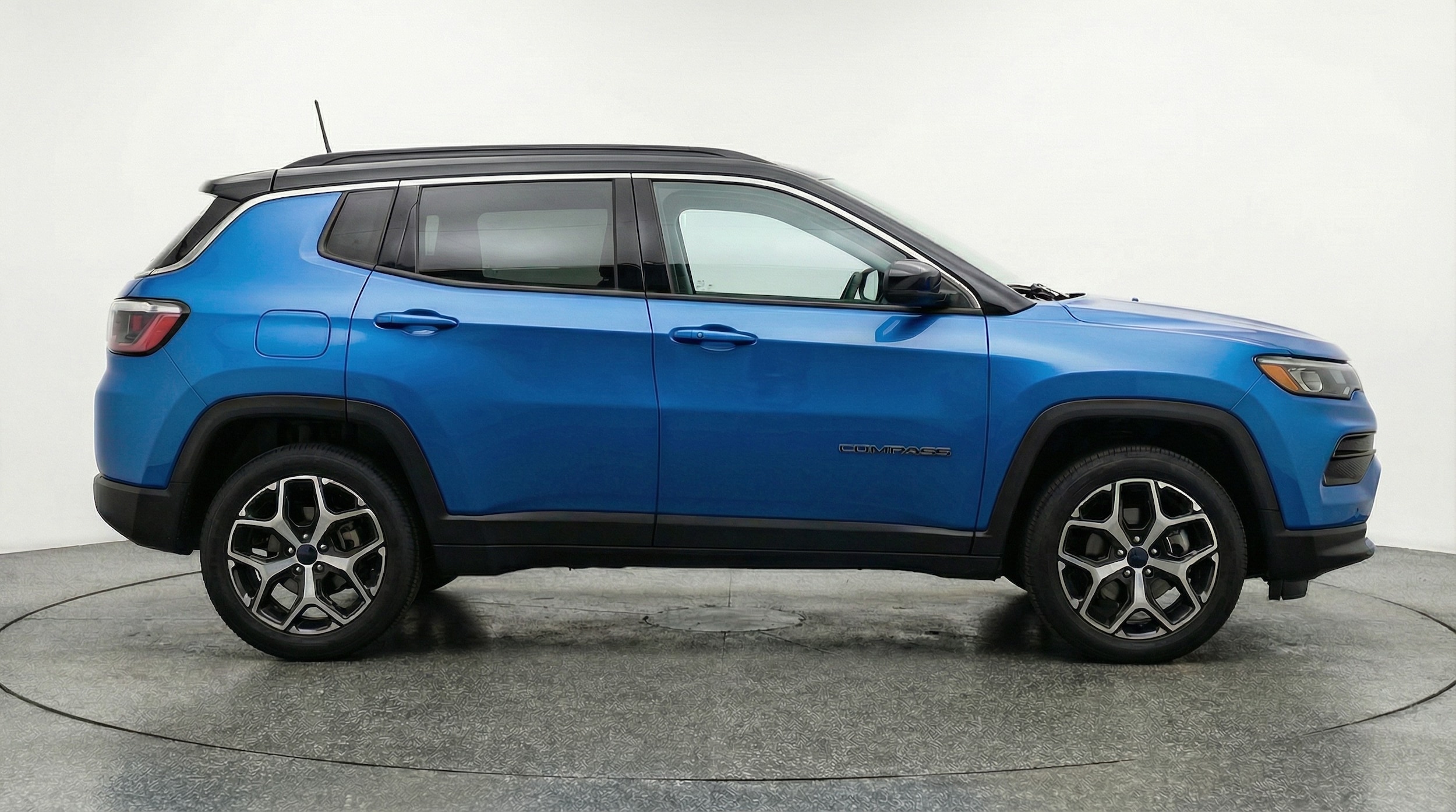 Thumbnail: 2025 Jeep Compass - 8