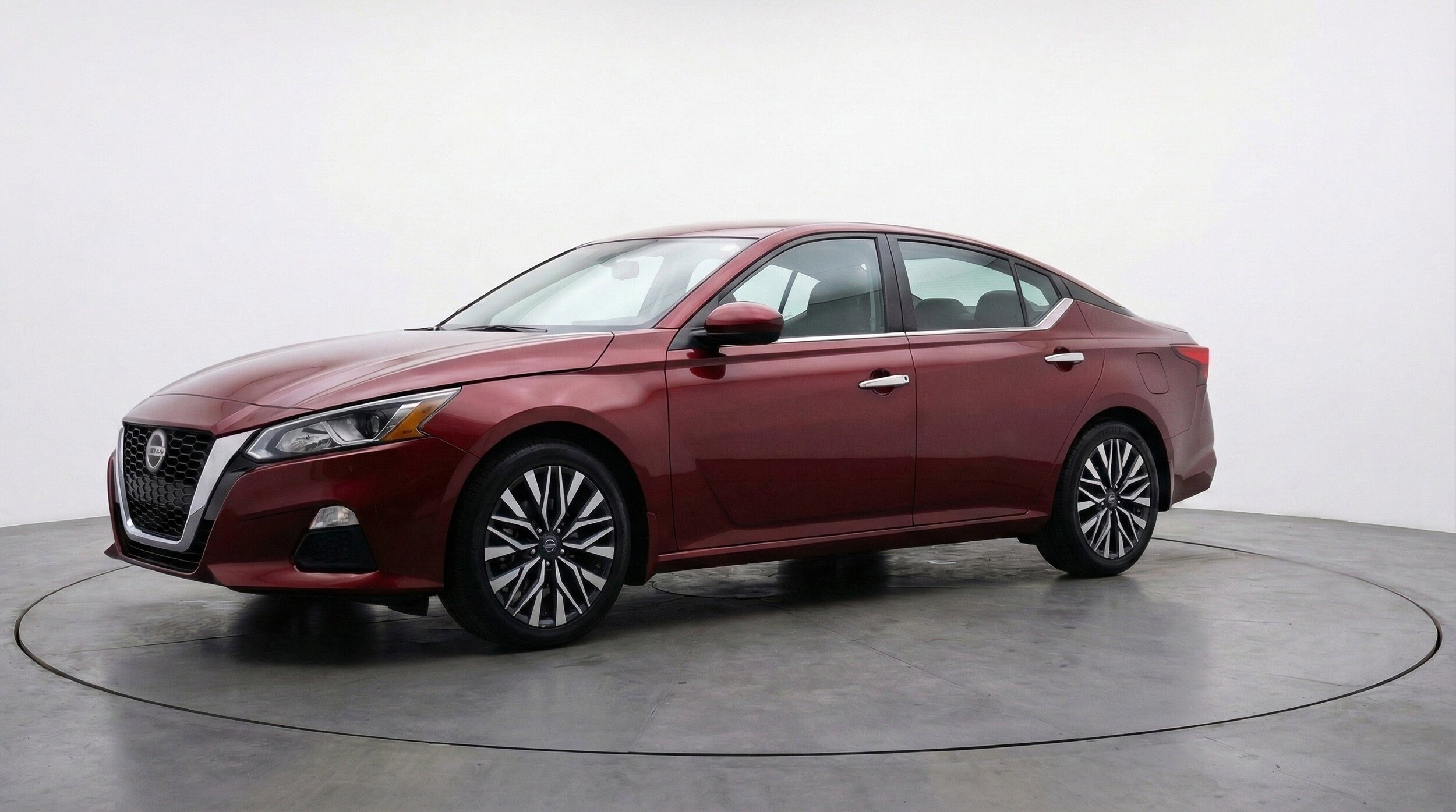 Thumbnail: 2025 Nissan Altima - 3