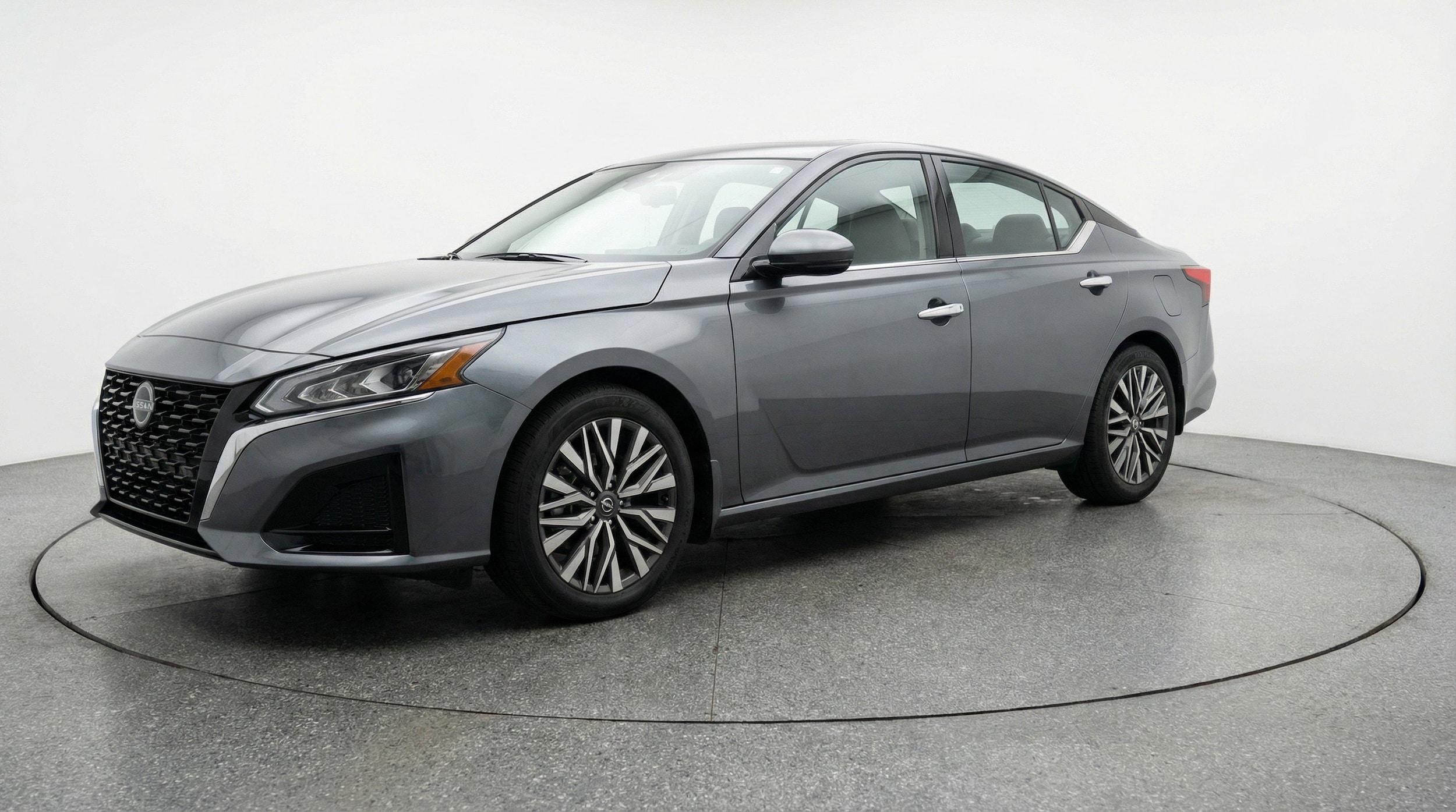 Thumbnail: 2025 Nissan Altima - 3