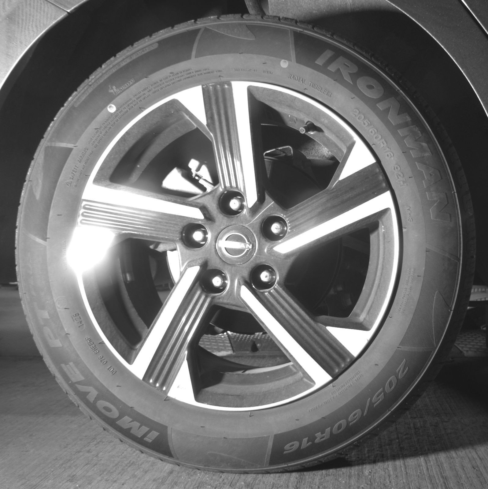 Thumbnail: 2025 Nissan Sentra - 15