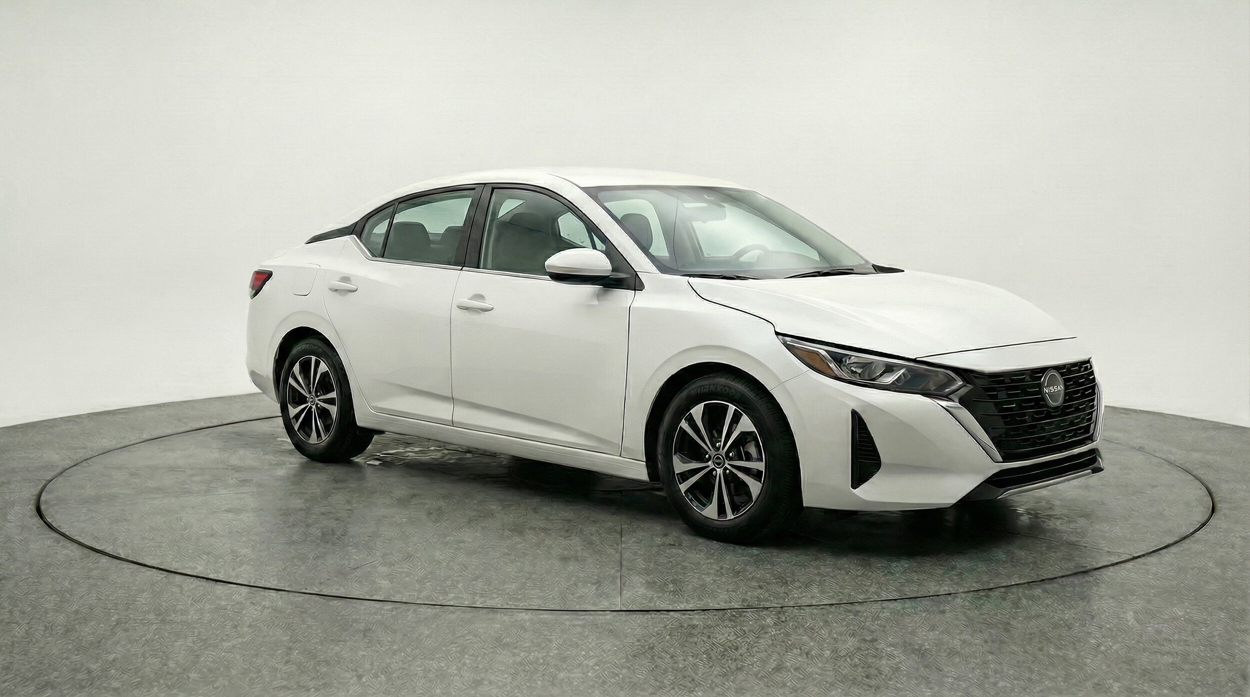 Thumbnail: 2025 Nissan Sentra - 1