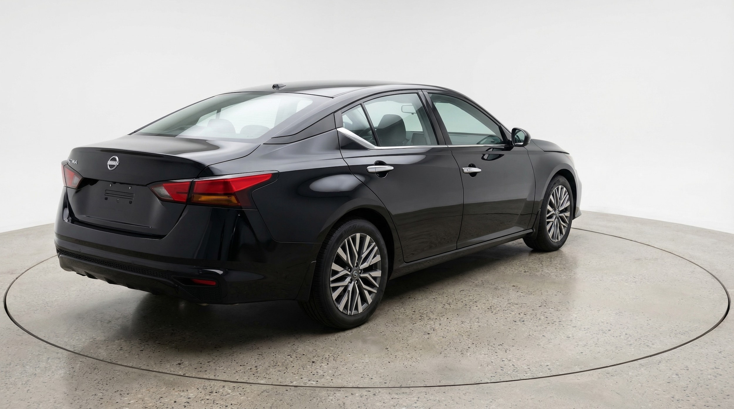 Thumbnail: 2025 Nissan Altima - 7