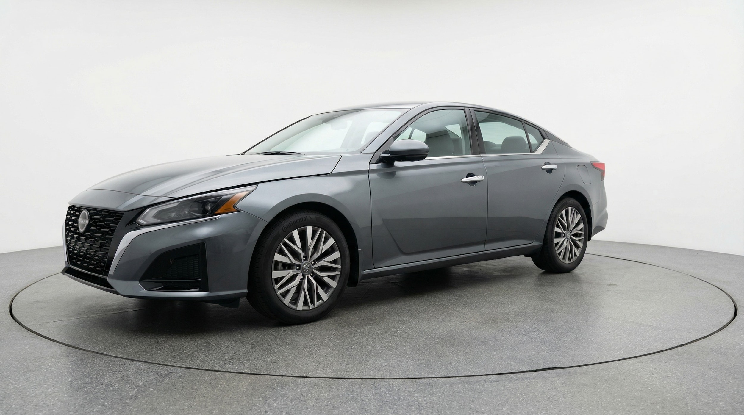 Thumbnail: 2025 Nissan Altima - 3