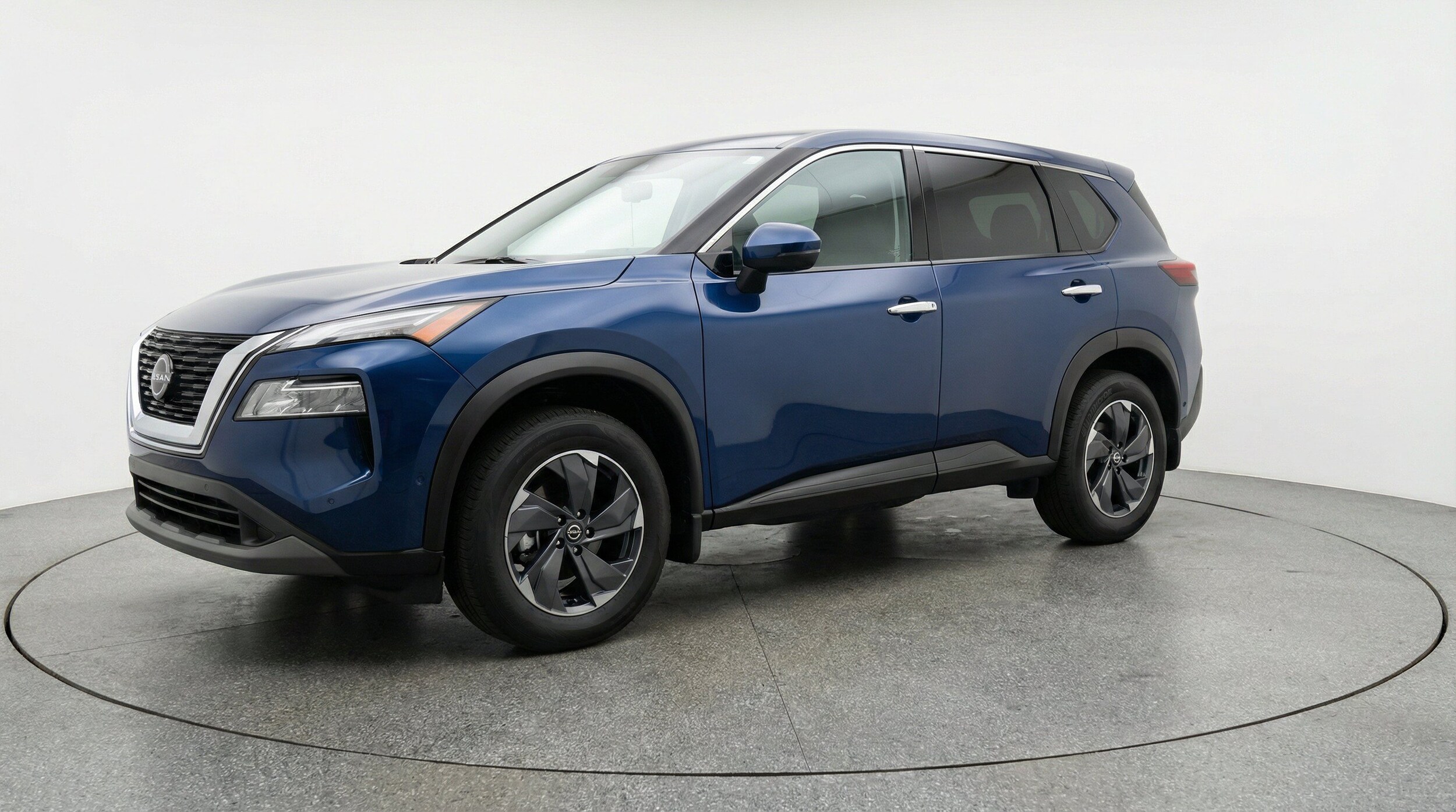 Thumbnail: 2025 Nissan Rogue - 3