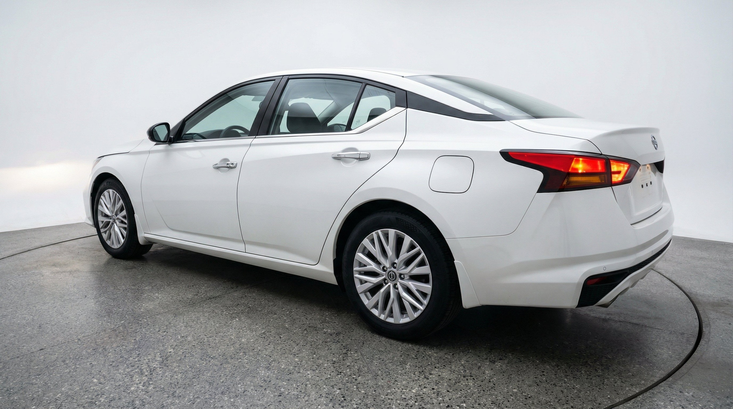 Thumbnail: 2025 Nissan Altima - 6