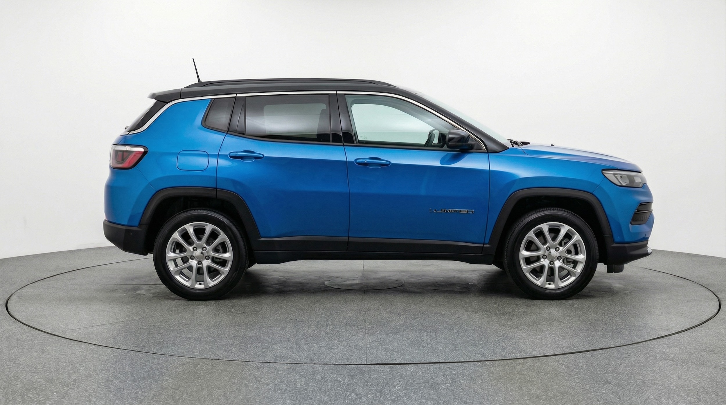 Thumbnail: 2025 Jeep Compass - 8