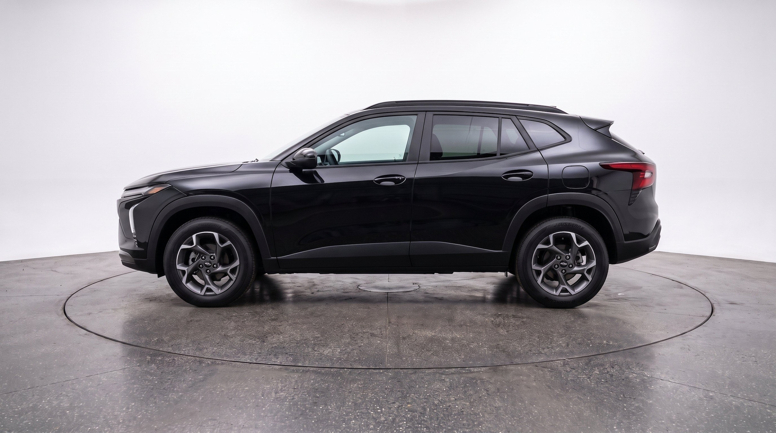 Thumbnail: 2025 Chevrolet Trax - 5