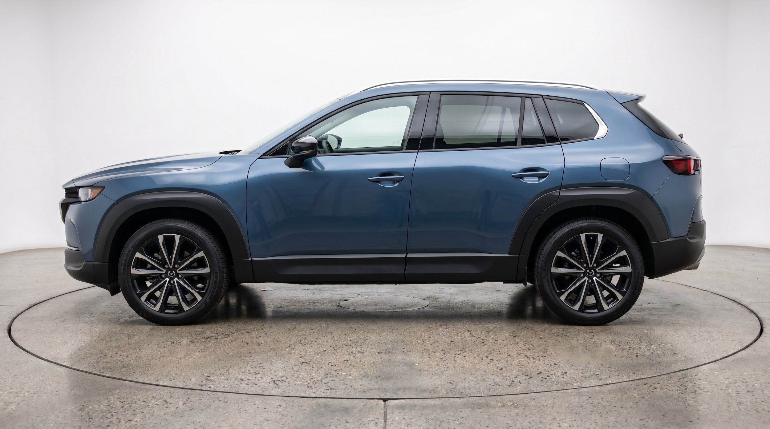 Thumbnail: 2025 Mazda CX-50 - 5