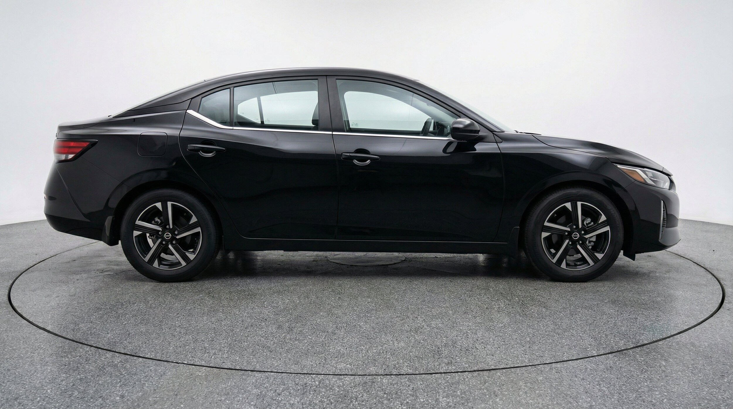 Thumbnail: 2025 Nissan Sentra - 11