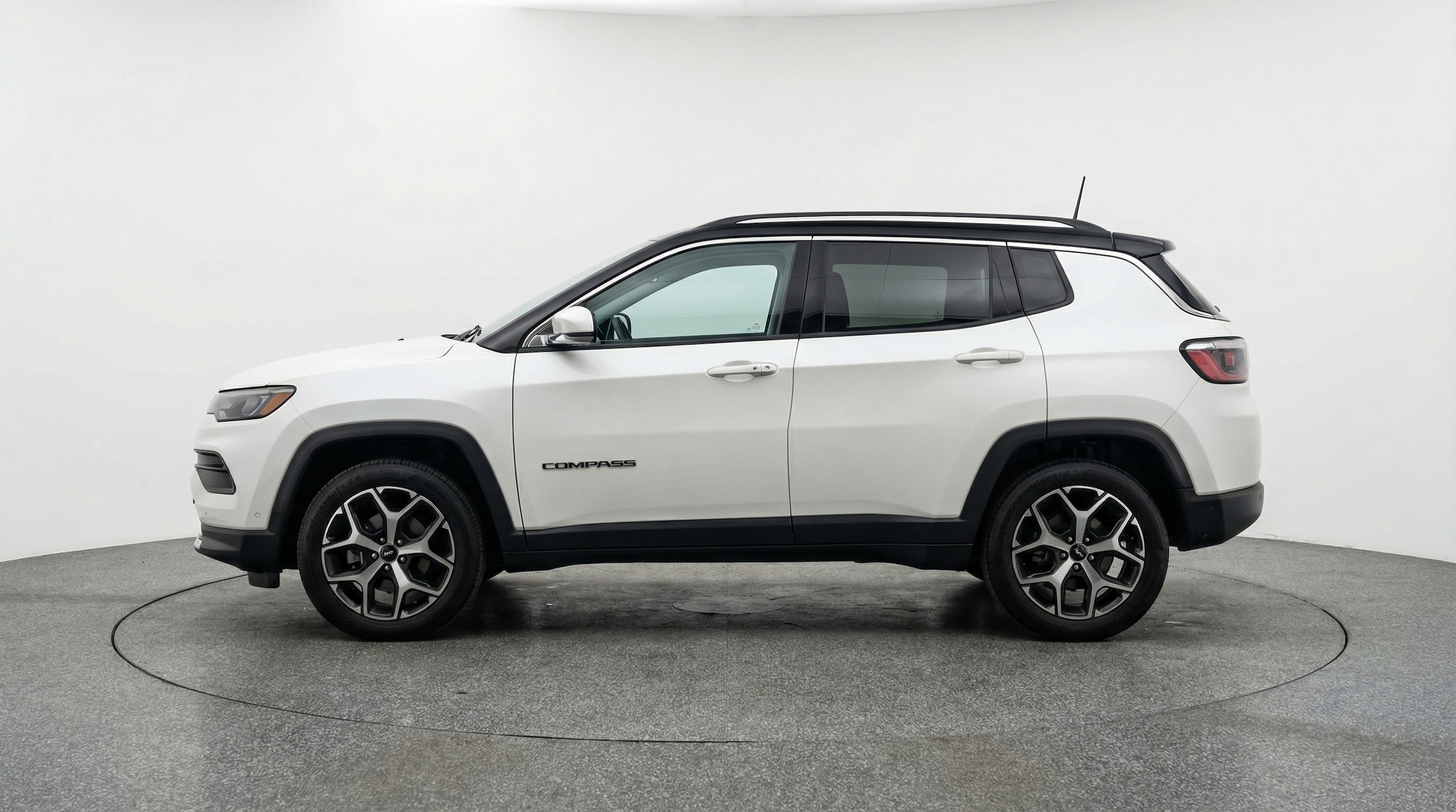 Thumbnail: 2025 Jeep Compass - 4