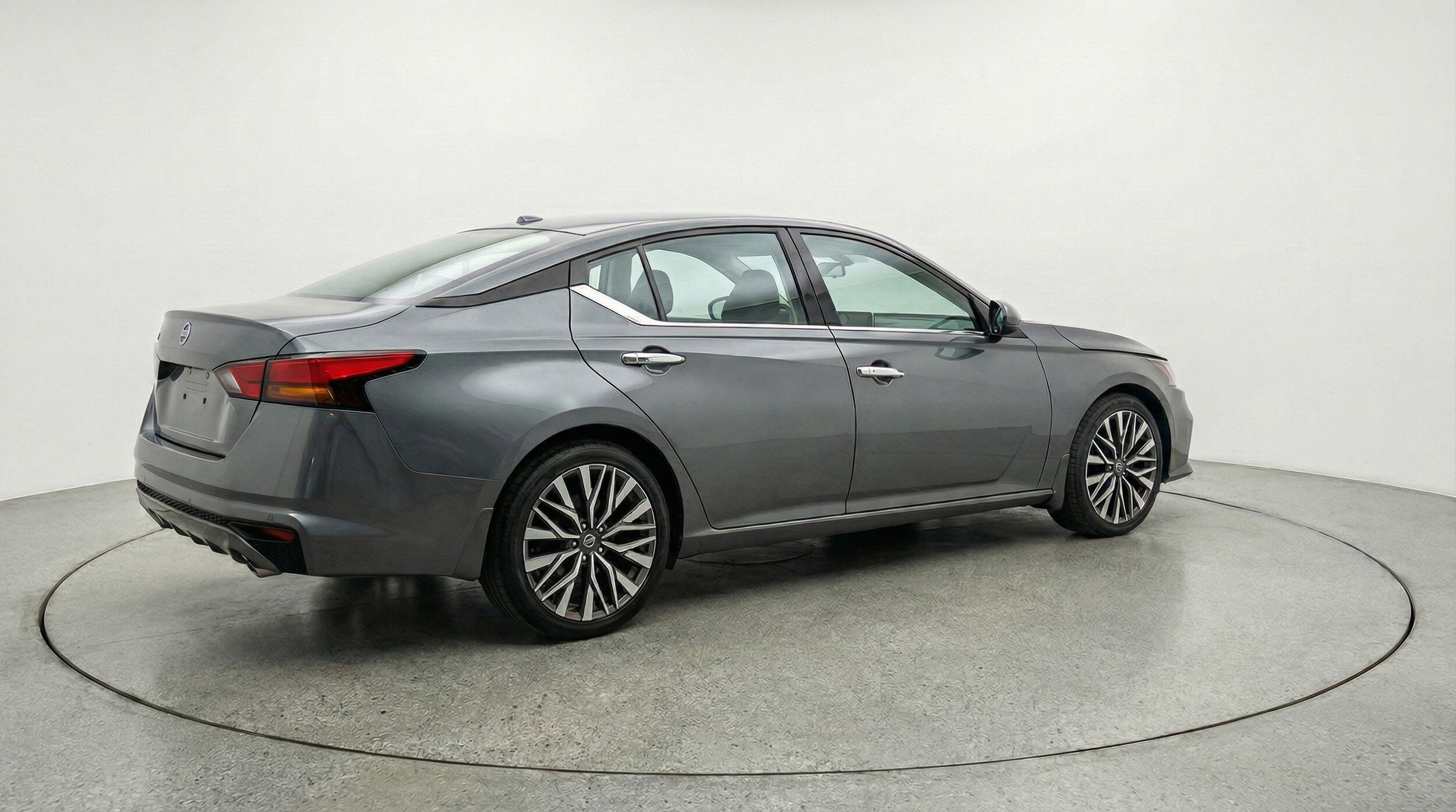 Thumbnail: 2025 Nissan Altima - 9