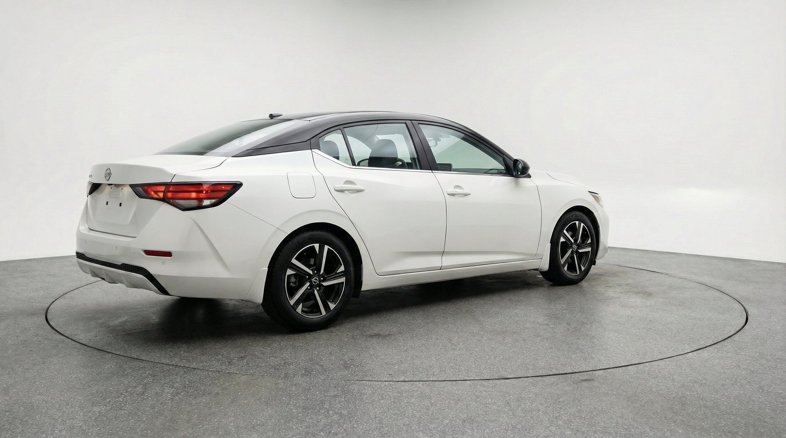 Thumbnail: 2025 Nissan Sentra - 9