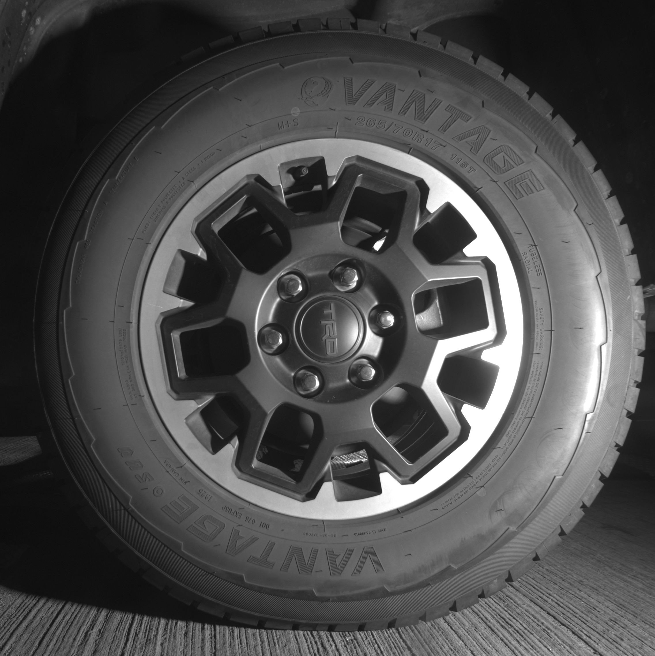 Thumbnail: 2025 Toyota Tacoma - 14