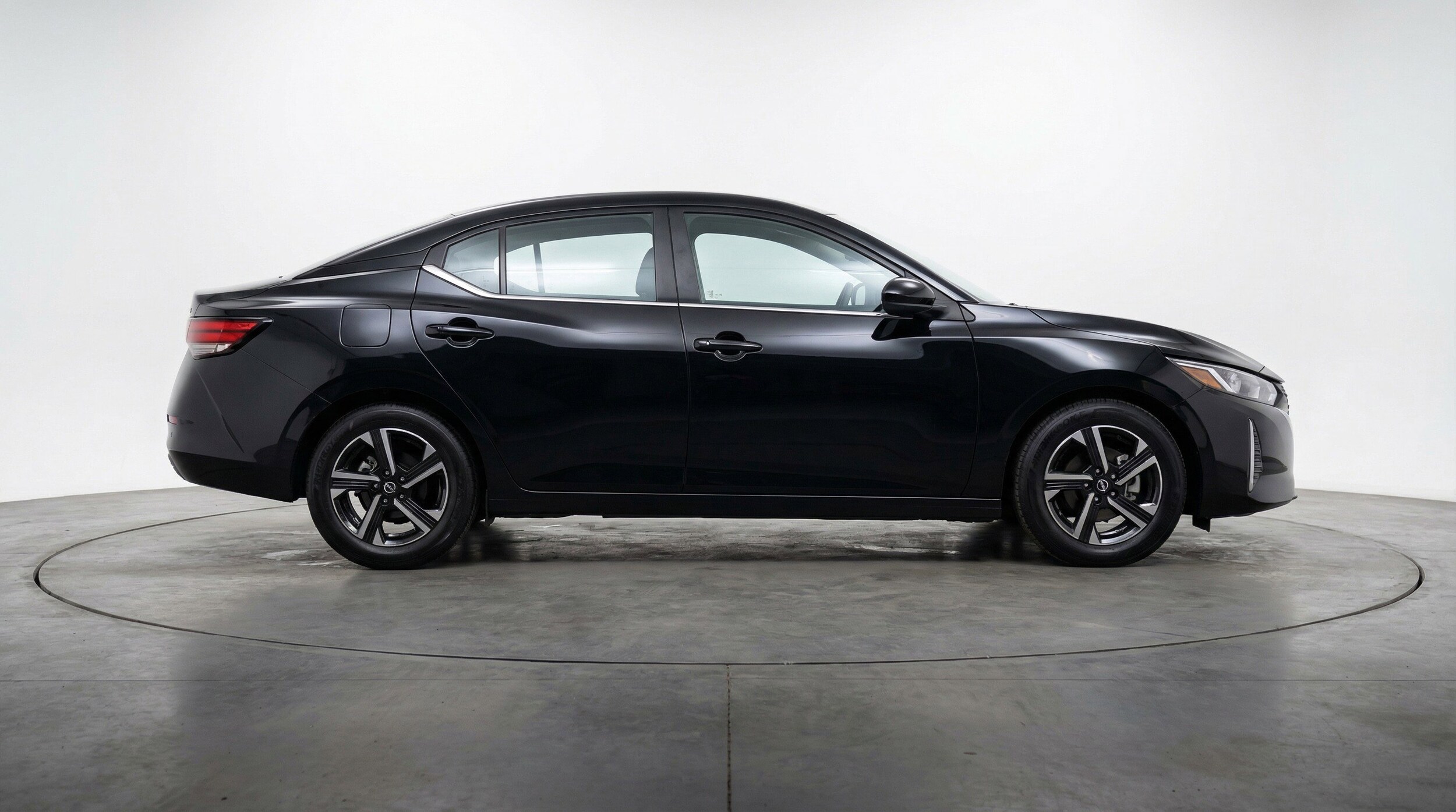 Thumbnail: 2025 Nissan Sentra - 11