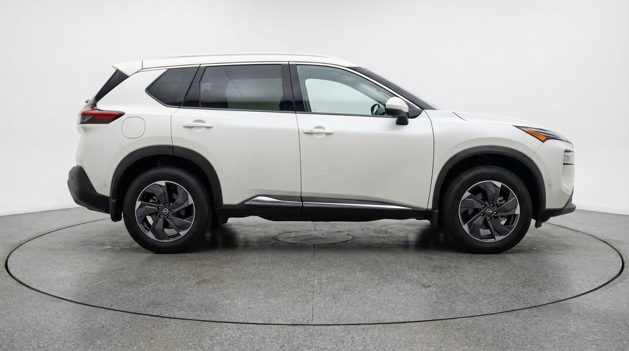 Thumbnail: 2025 Nissan Rogue - 11