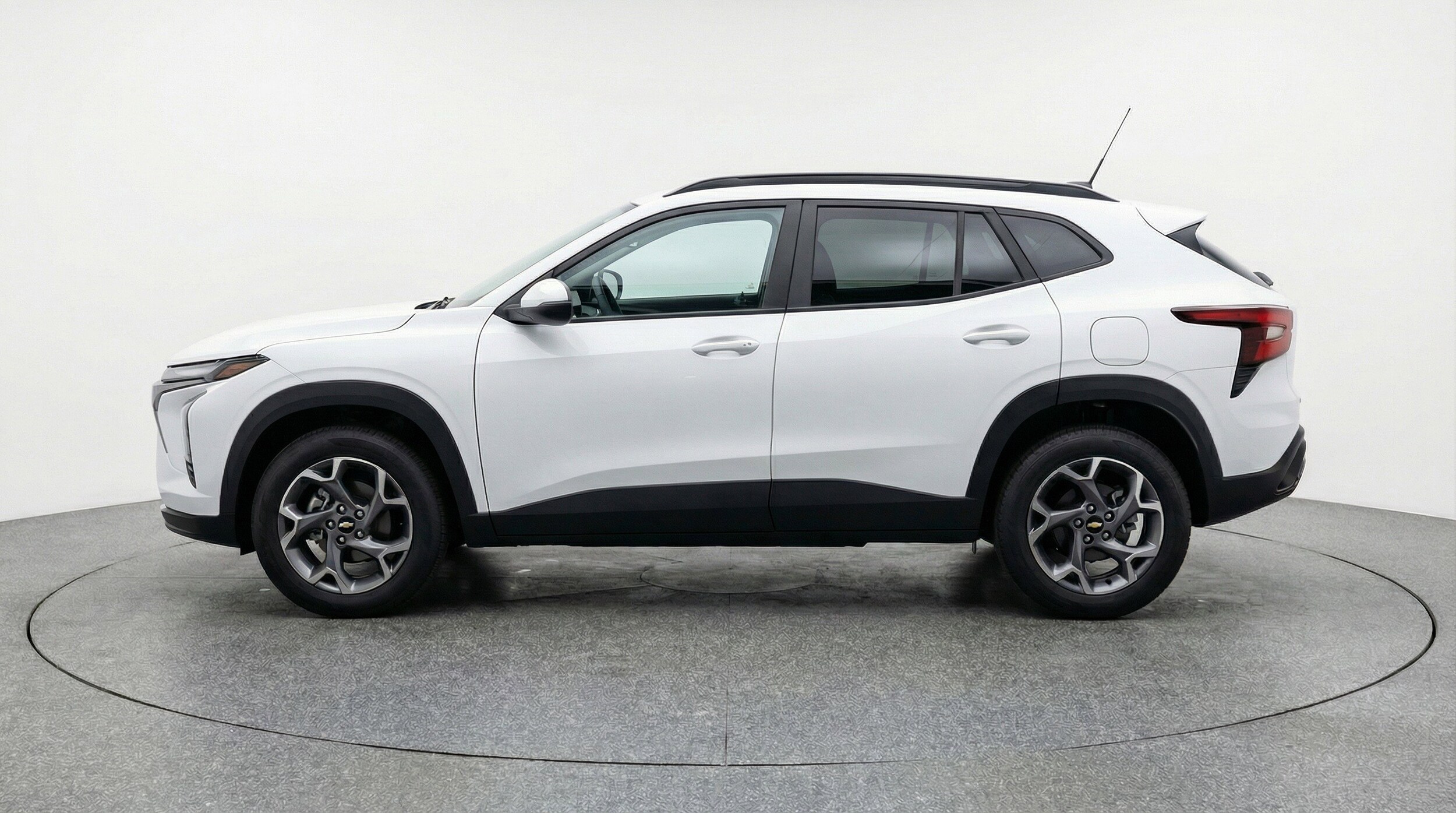 Thumbnail: 2025 Chevrolet Trax - 5