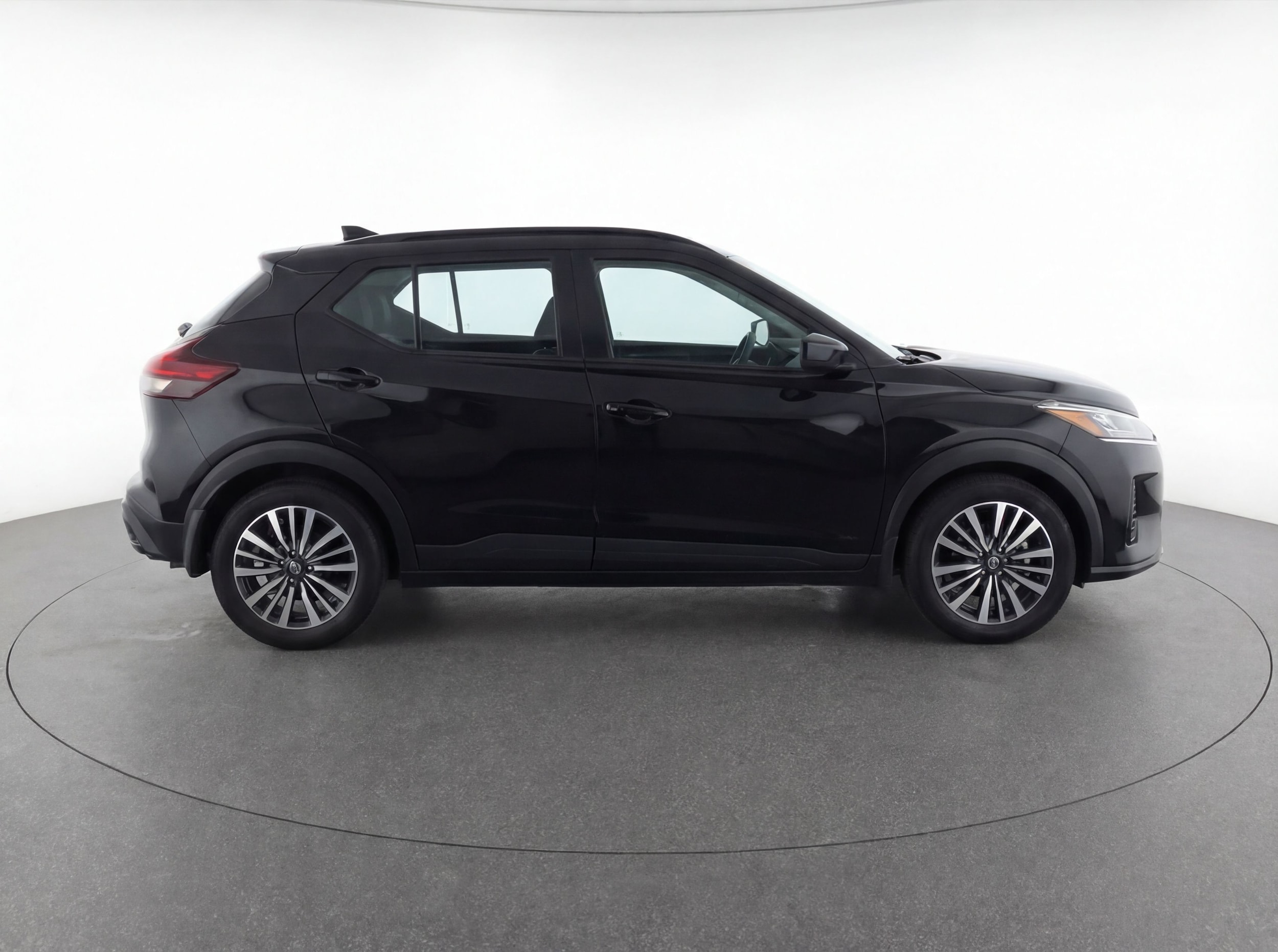 Thumbnail: 2024 Nissan Kicks - 8