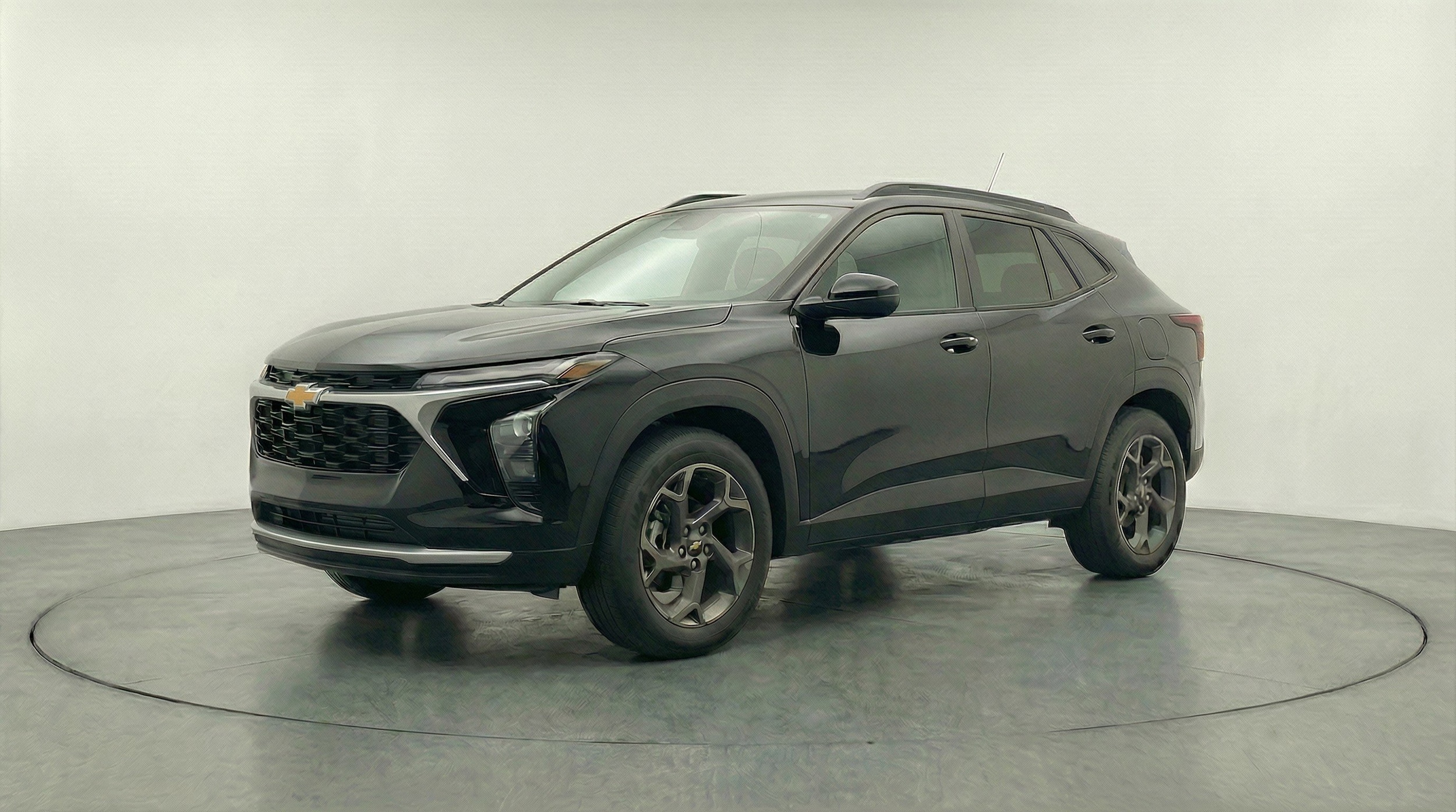 Thumbnail: 2025 Chevrolet Trax - 3