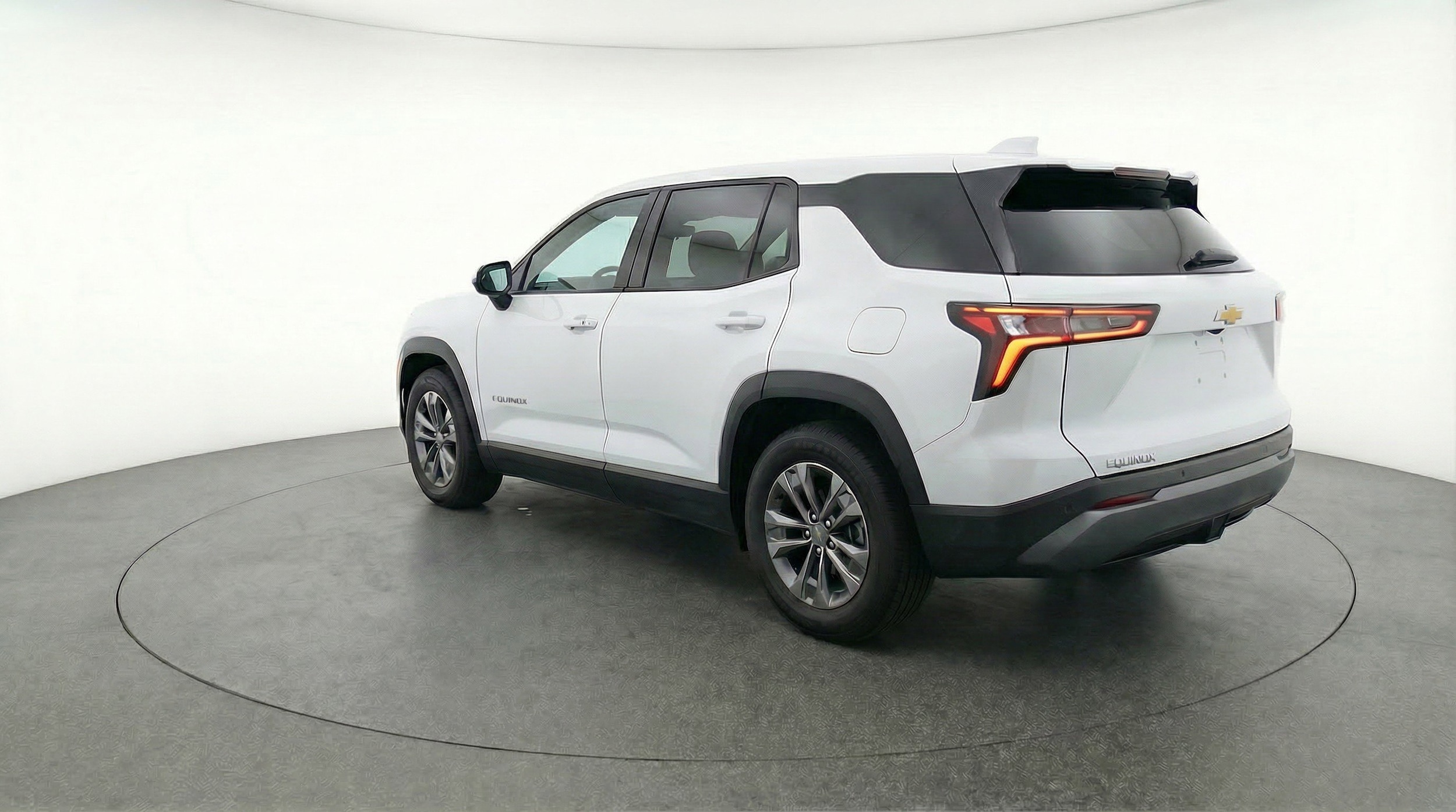 Thumbnail: 2025 Chevrolet Equinox - 6