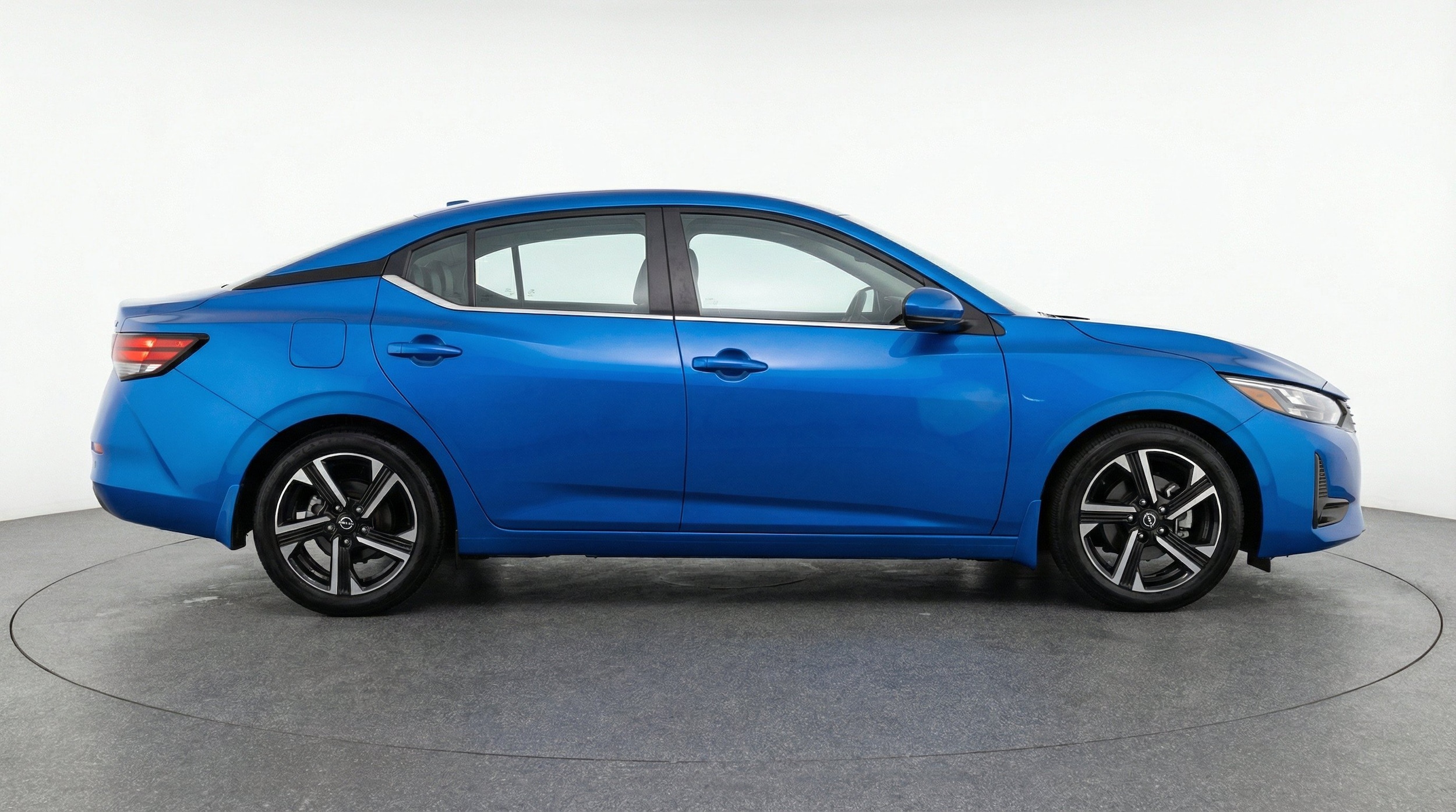 Thumbnail: 2025 Nissan Sentra - 11