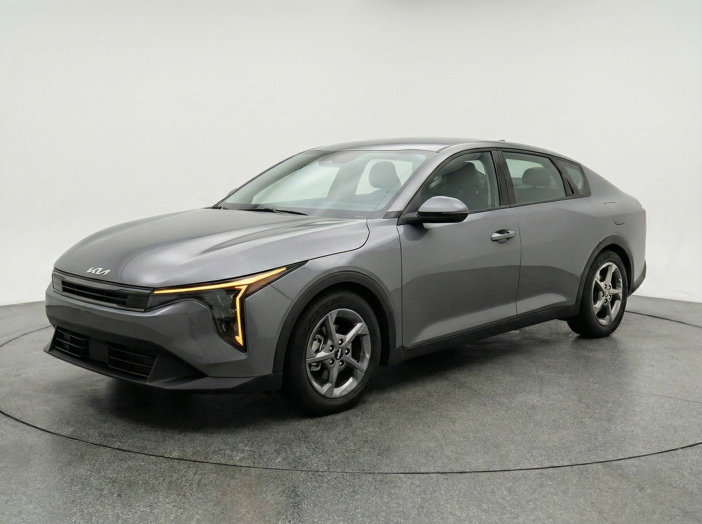 Thumbnail: 2025 Kia K4 - 3