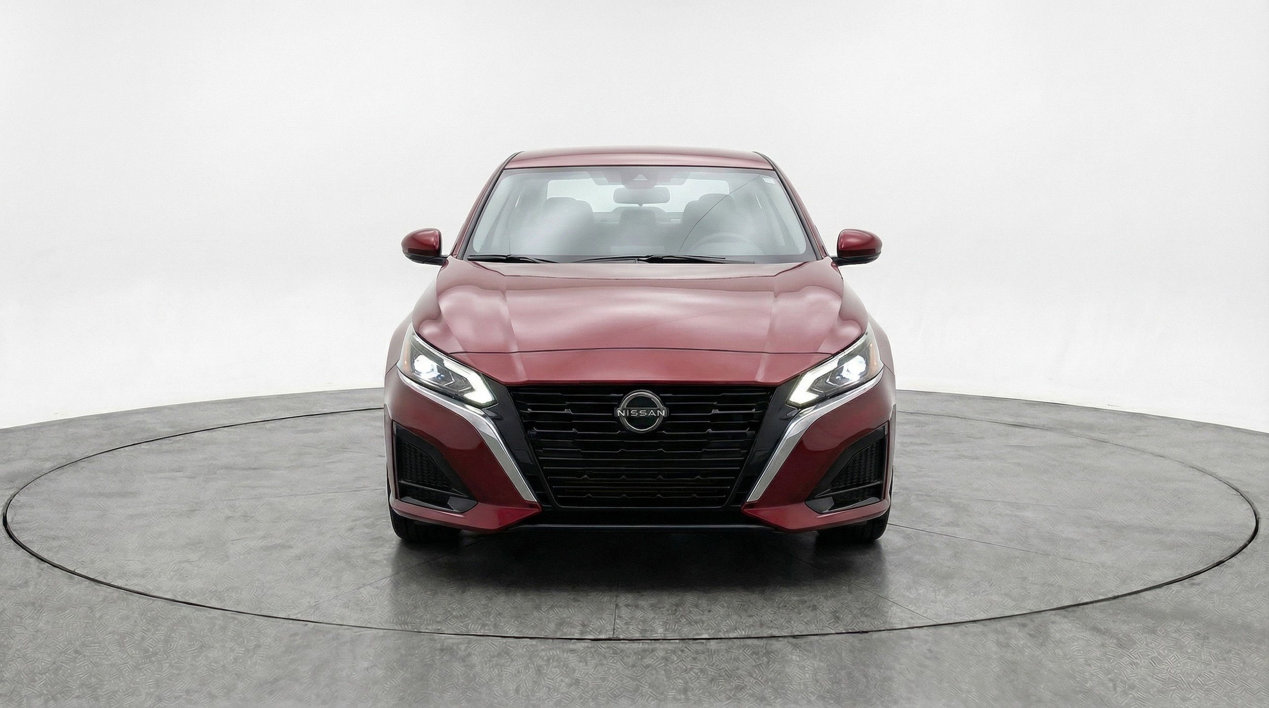 Thumbnail: 2025 Nissan Altima - 2