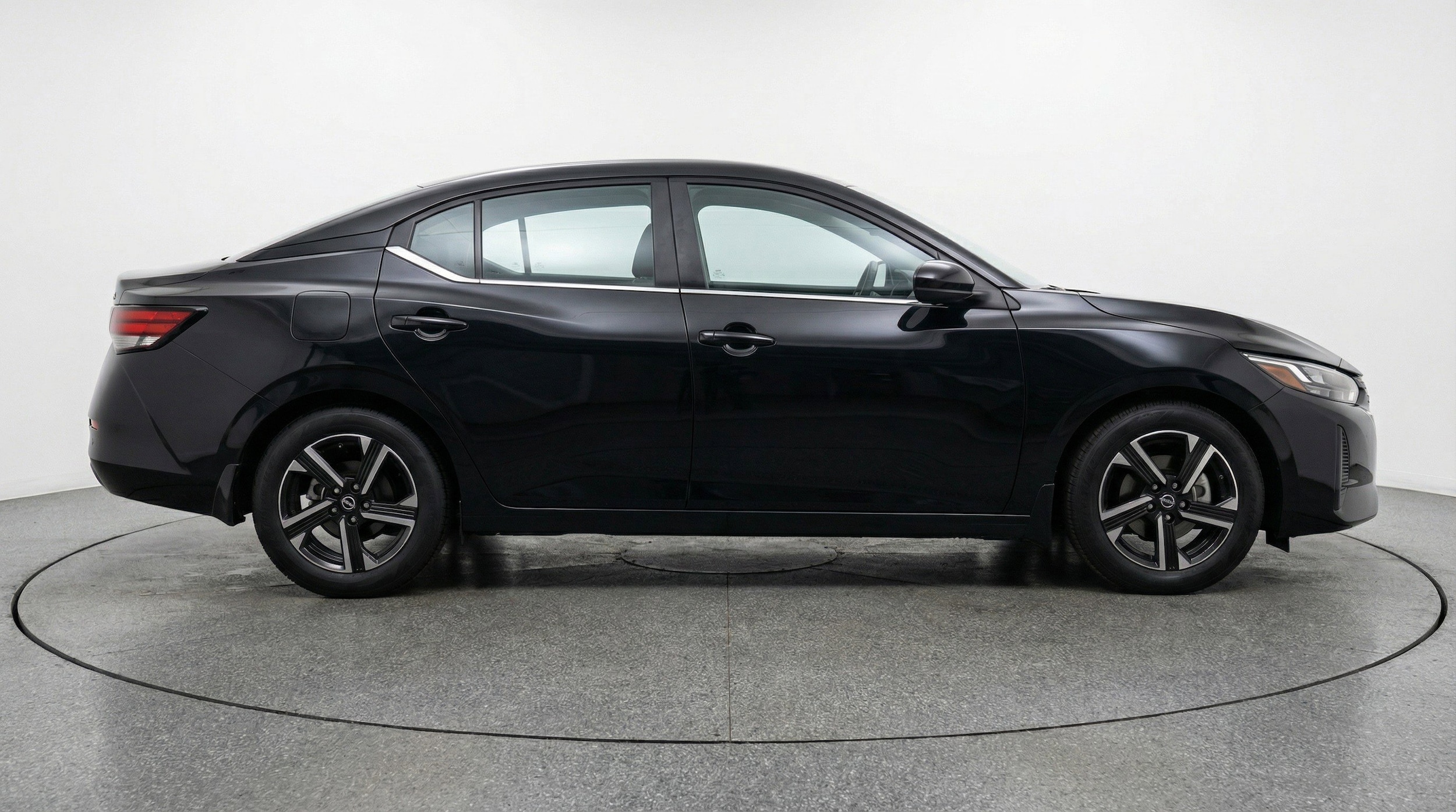 Thumbnail: 2025 Nissan Sentra - 11