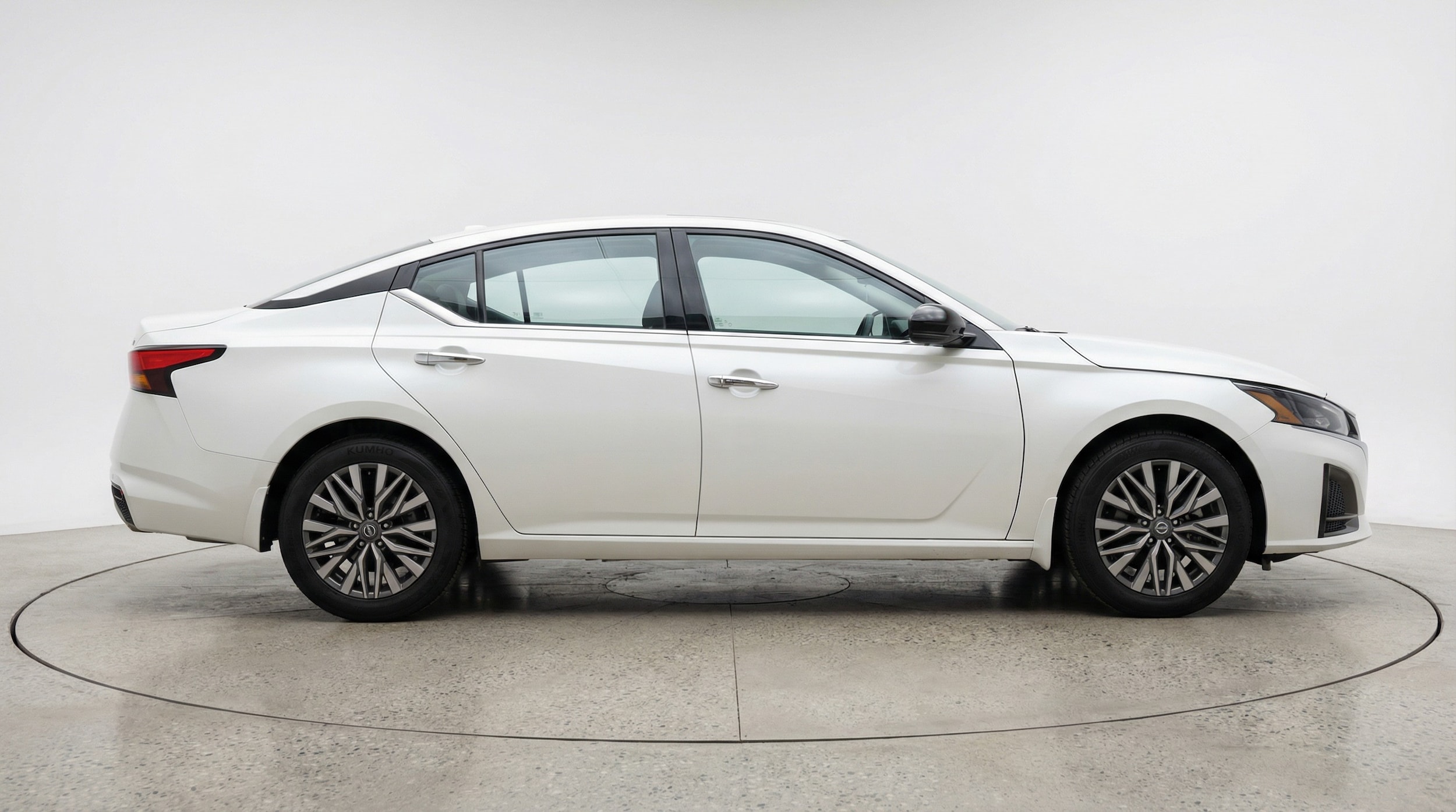 Thumbnail: 2025 Nissan Altima - 8