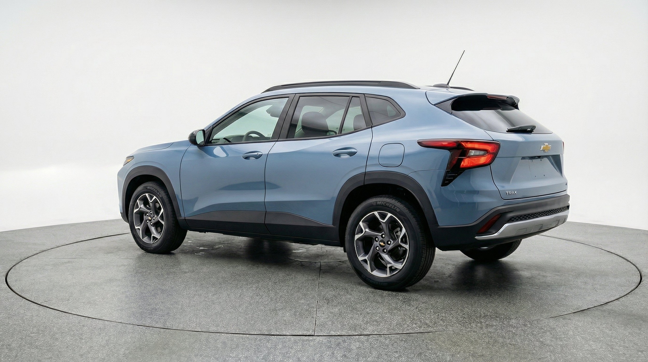Thumbnail: 2025 Chevrolet Trax - 6