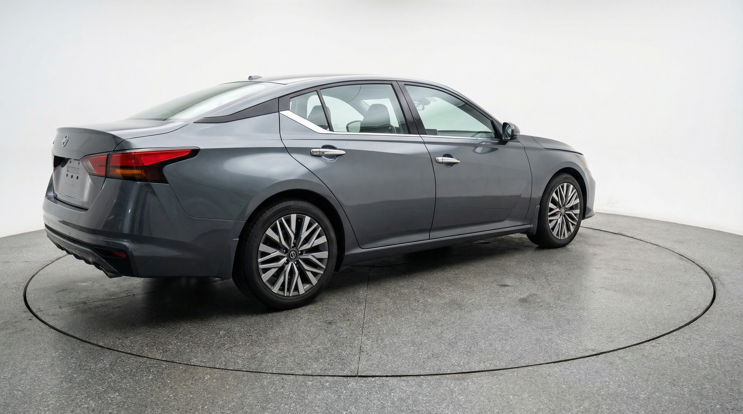 Thumbnail: 2025 Nissan Altima - 7