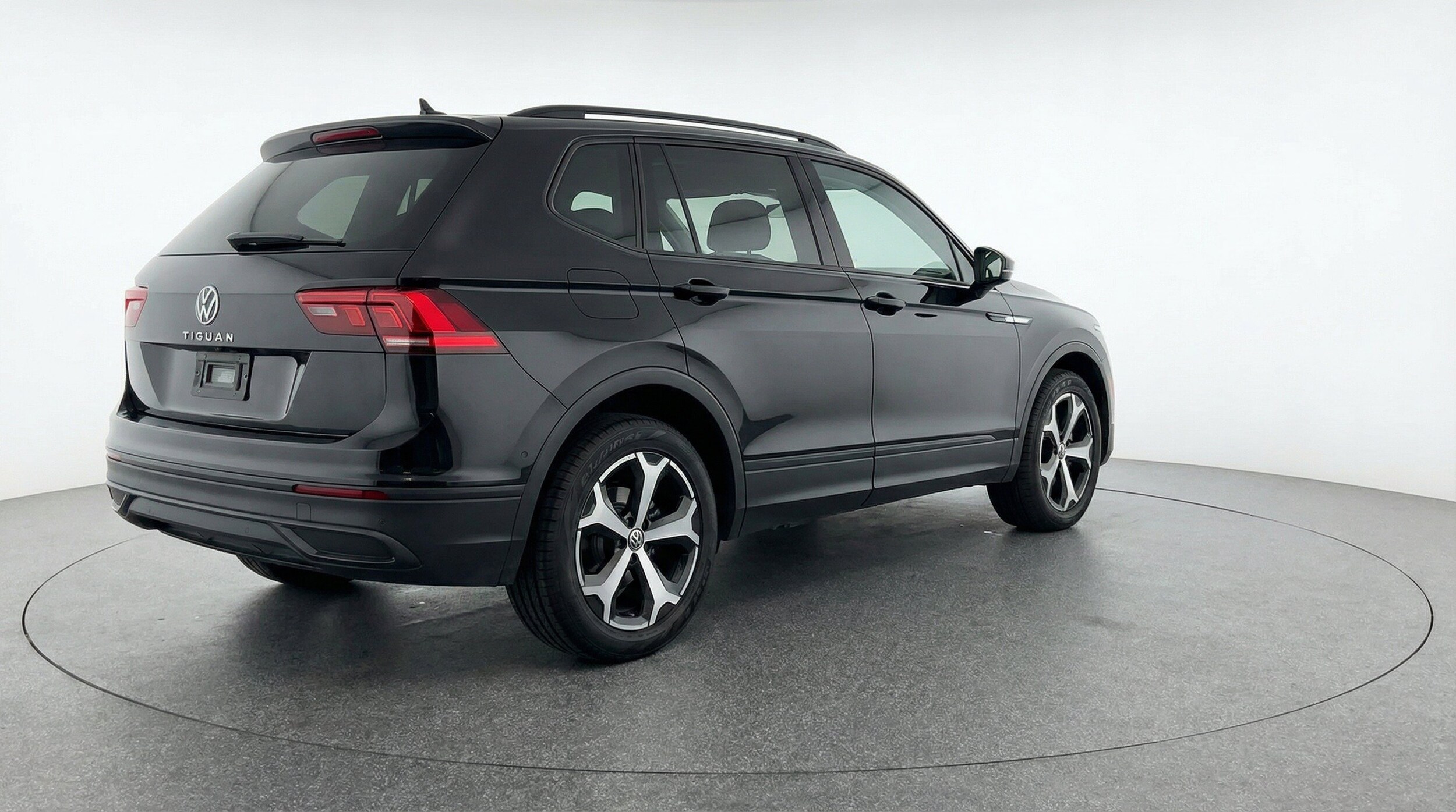 Thumbnail: 2026 Volkswagen Tiguan - 9