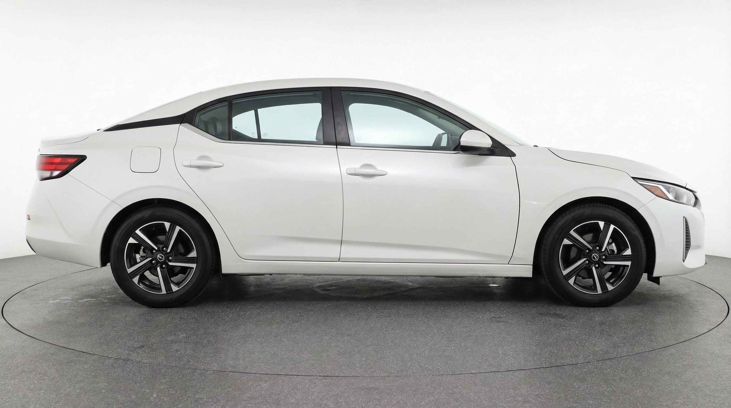 Thumbnail: 2025 Nissan Sentra - 11