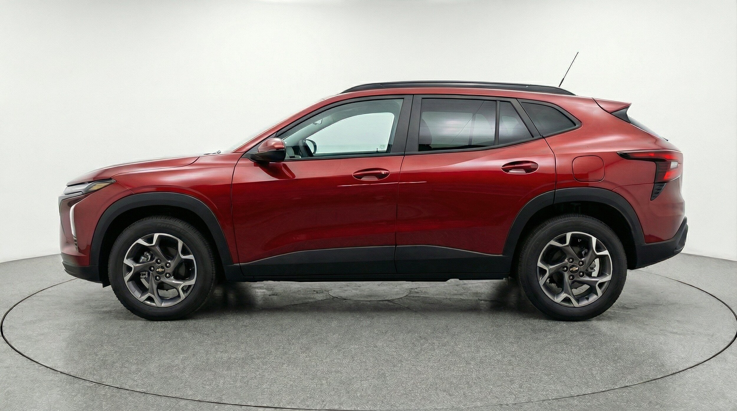 Thumbnail: 2025 Chevrolet Trax - 5
