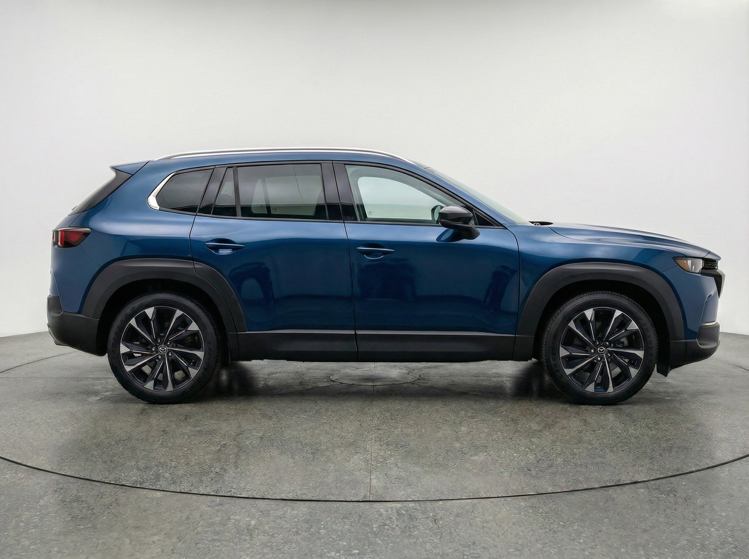 Thumbnail: 2025 Mazda CX-50 - 11