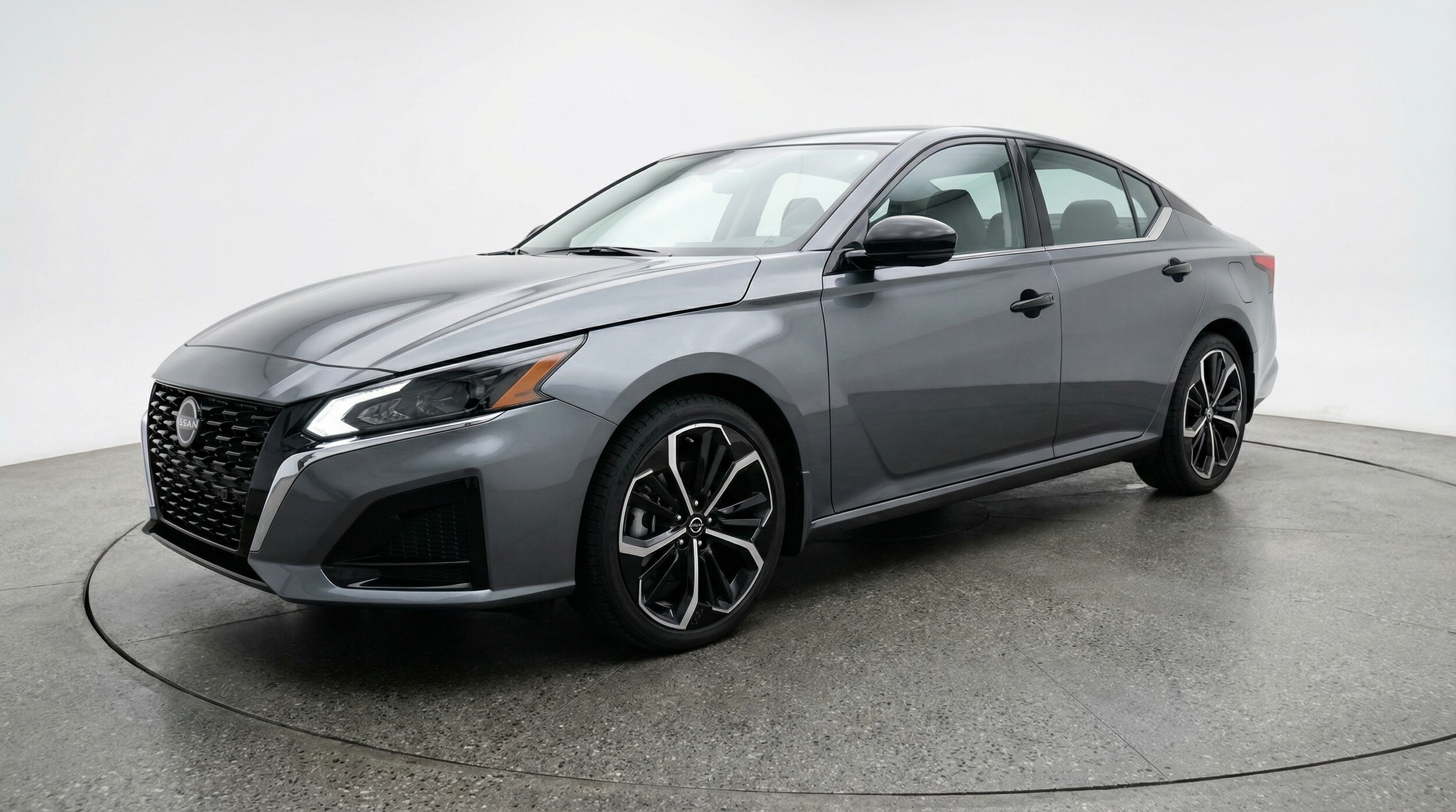 Thumbnail: 2025 Nissan Altima - 3