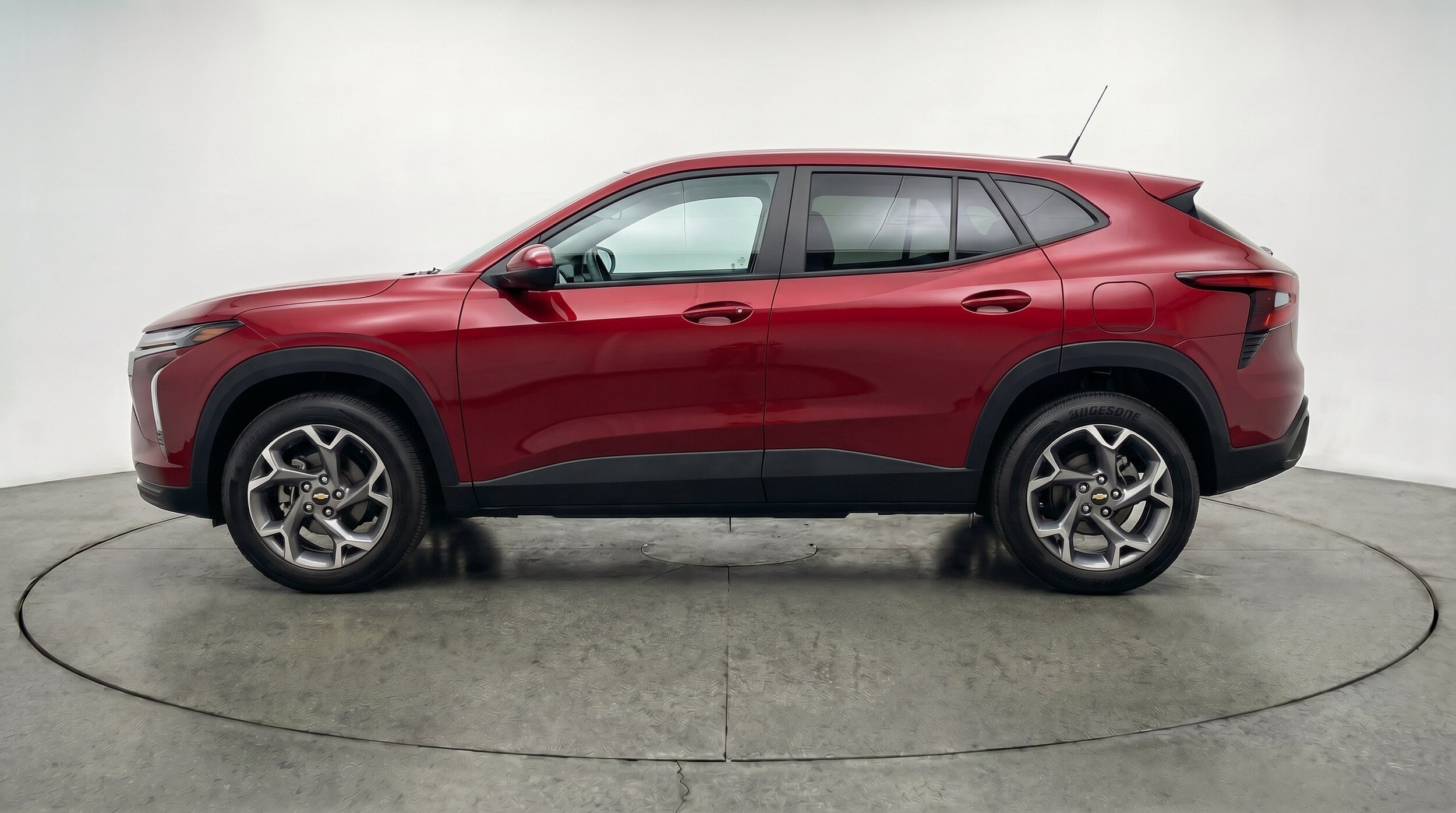 Thumbnail: 2025 Chevrolet Trax - 5