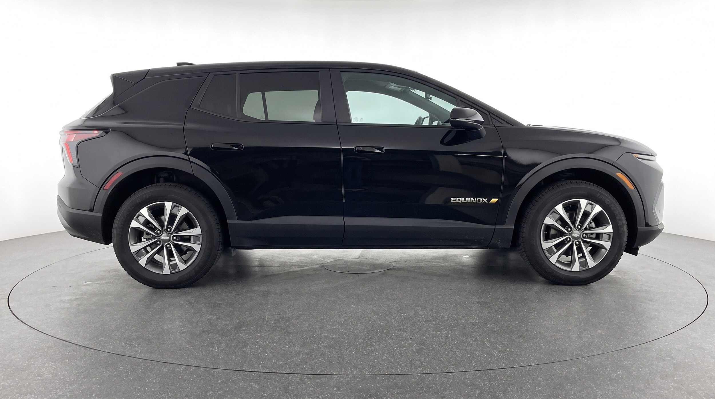 Thumbnail: 2025 Chevrolet Equinox - 10
