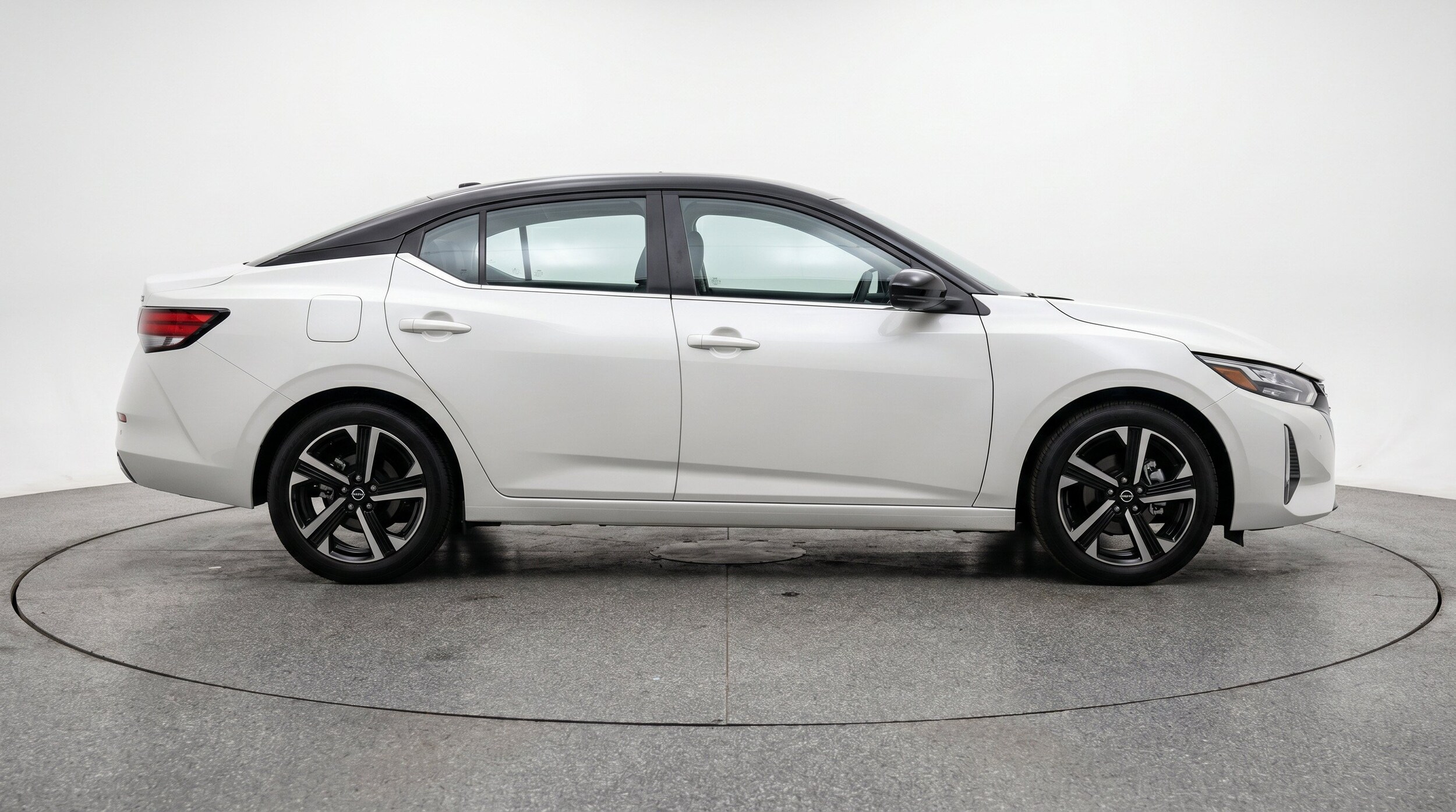 Thumbnail: 2025 Nissan Sentra - 11