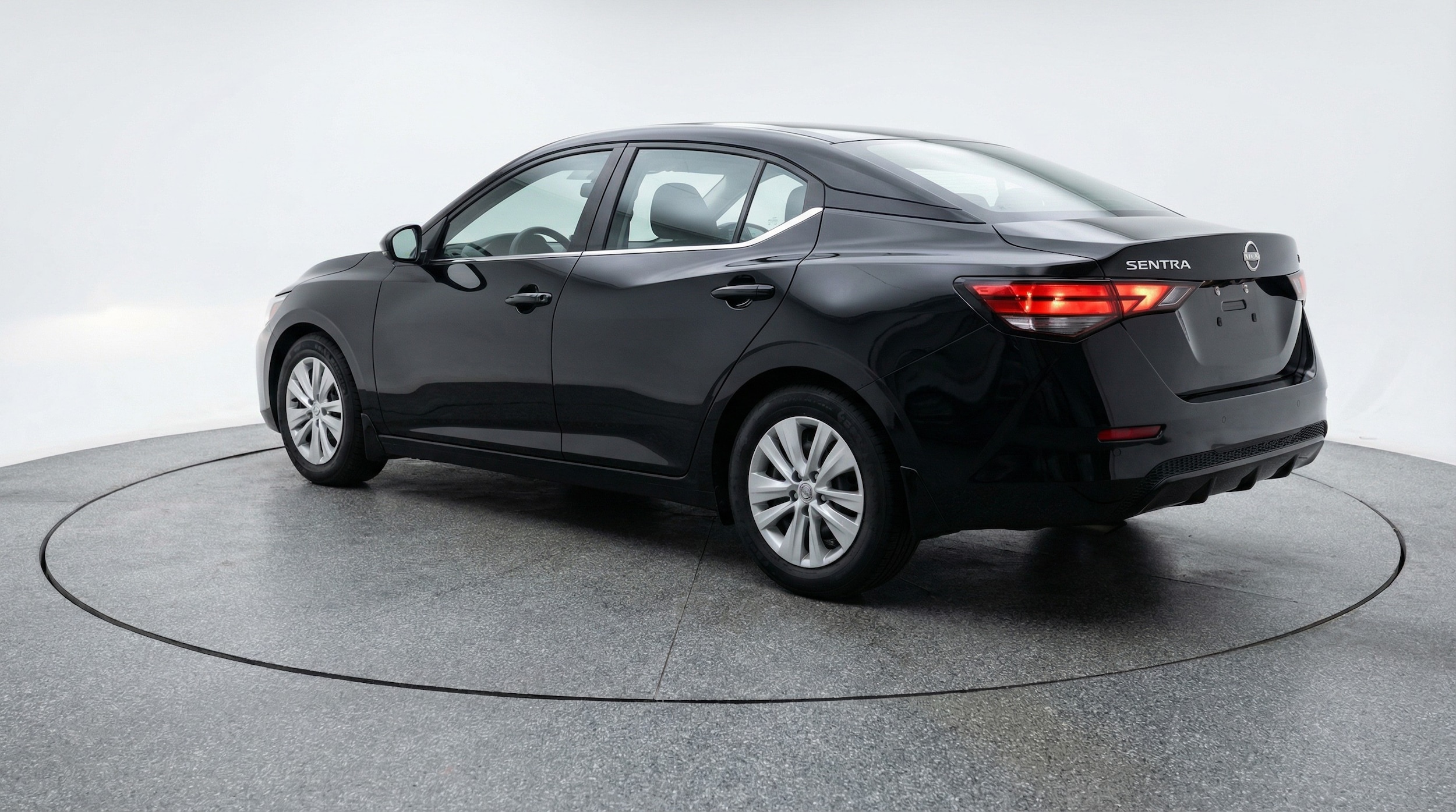 Thumbnail: 2025 Nissan Sentra - 5