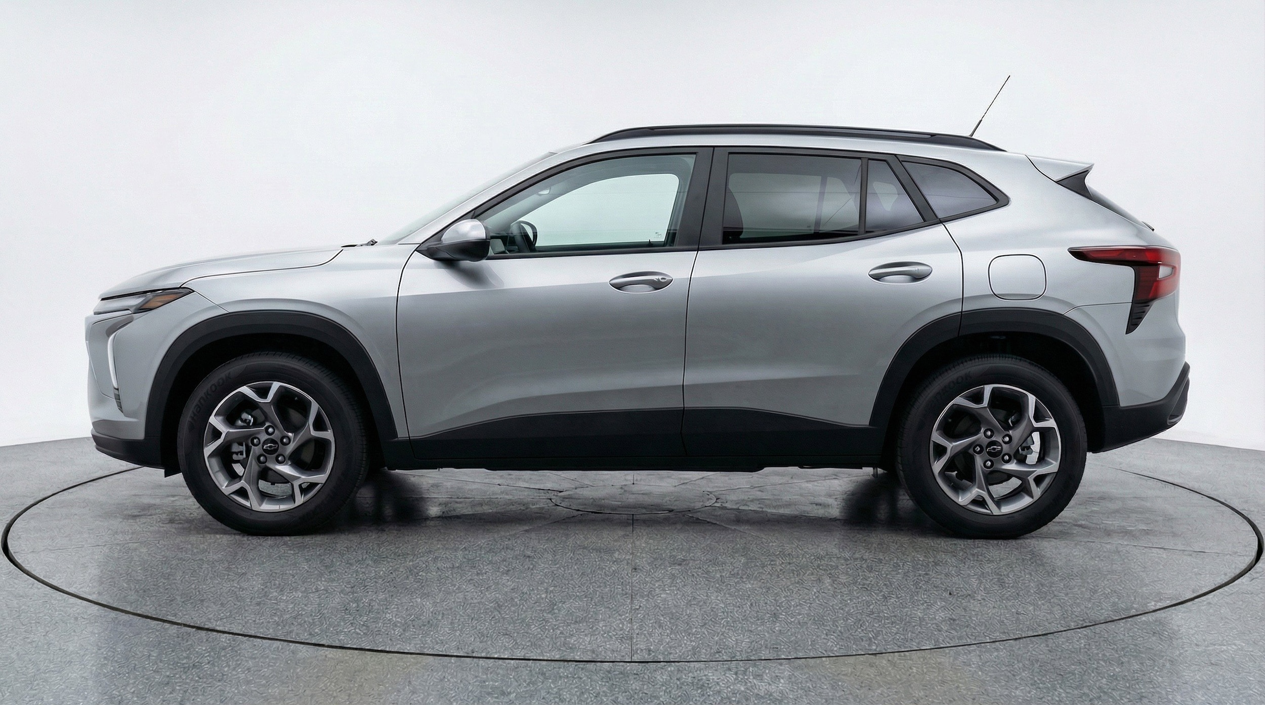 Thumbnail: 2025 Chevrolet Trax - 5