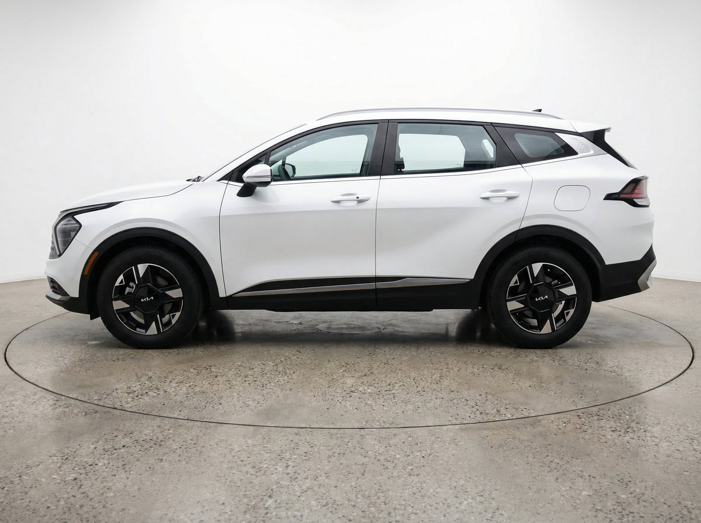 Thumbnail: 2026 Kia Sportage - 5