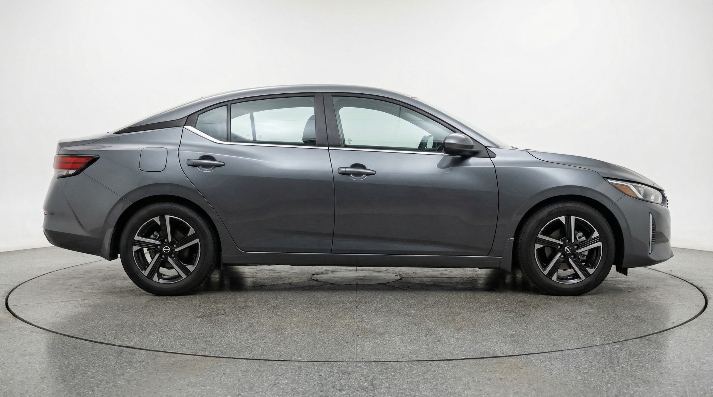 Thumbnail: 2025 Nissan Sentra - 8