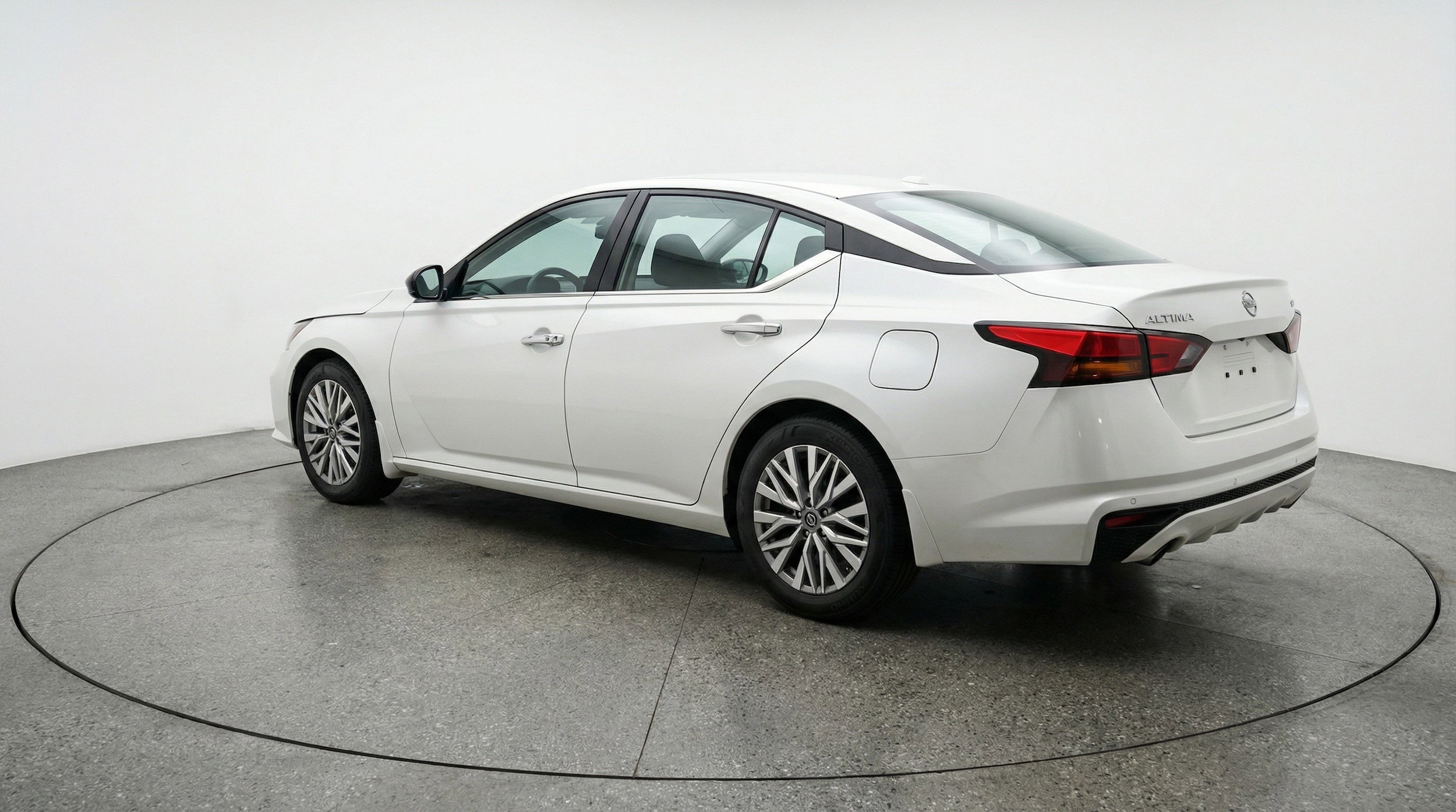 Thumbnail: 2025 Nissan Altima - 6