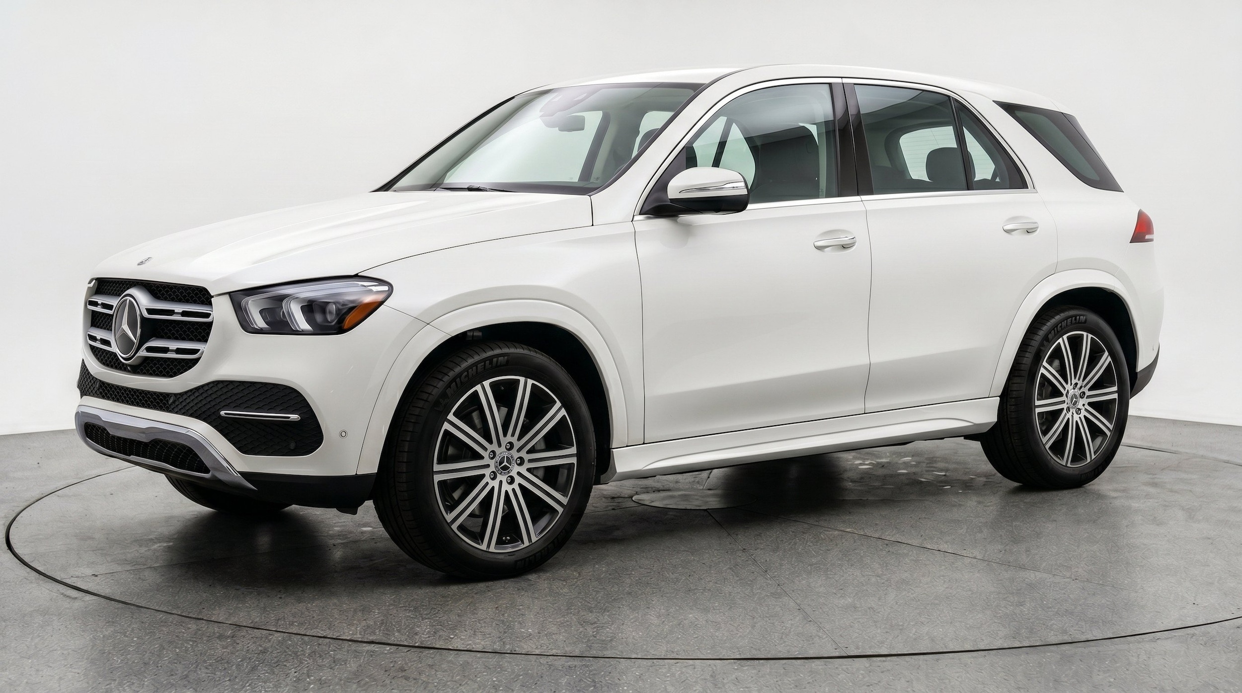 Thumbnail: 2026 Mercedes-Benz GLE - 3