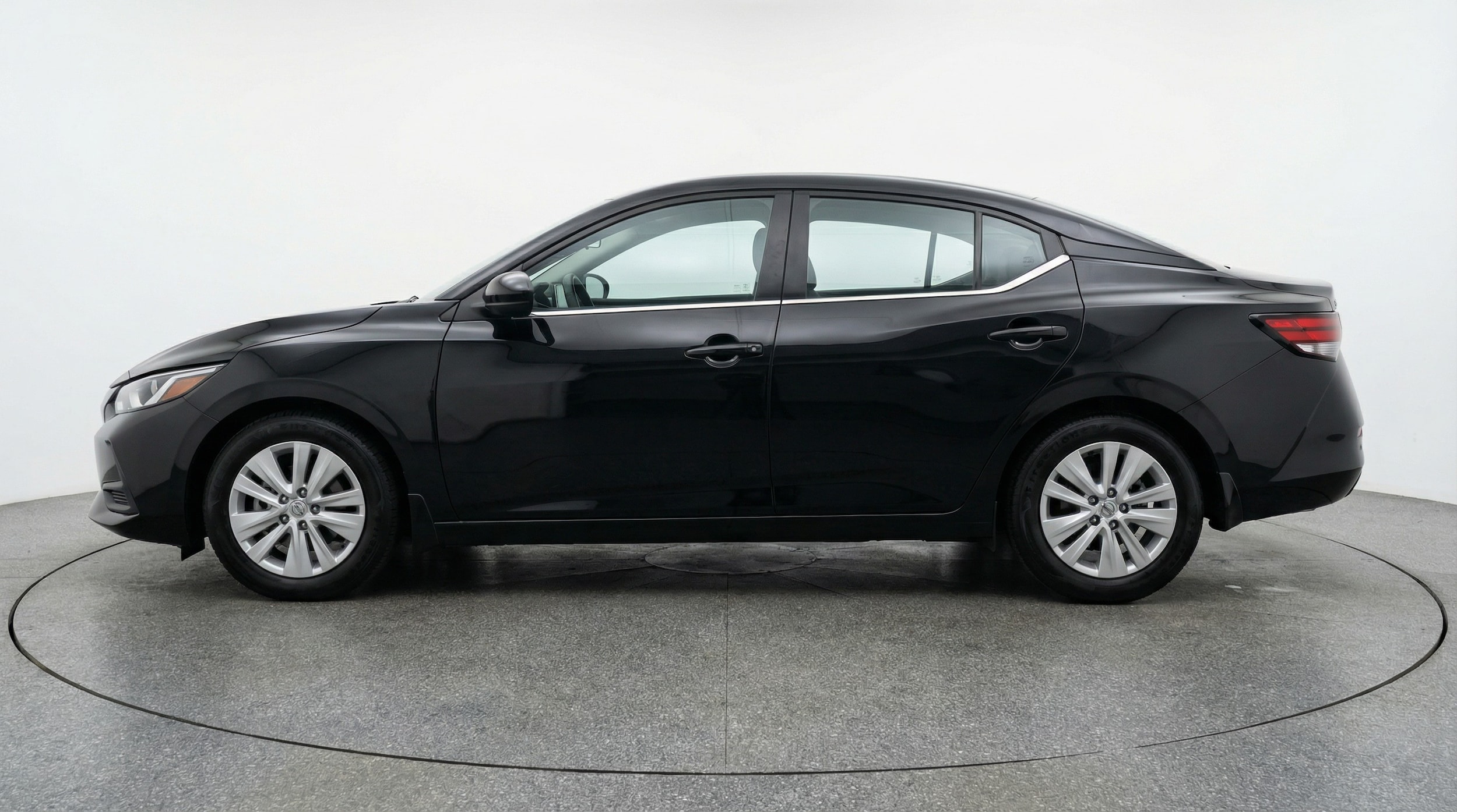 Thumbnail: 2025 Nissan Sentra - 4