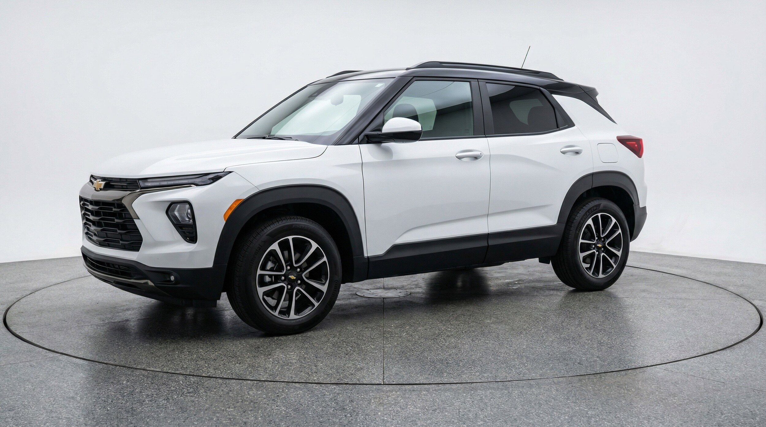 Thumbnail: 2025 Chevrolet TrailBlazer - 3